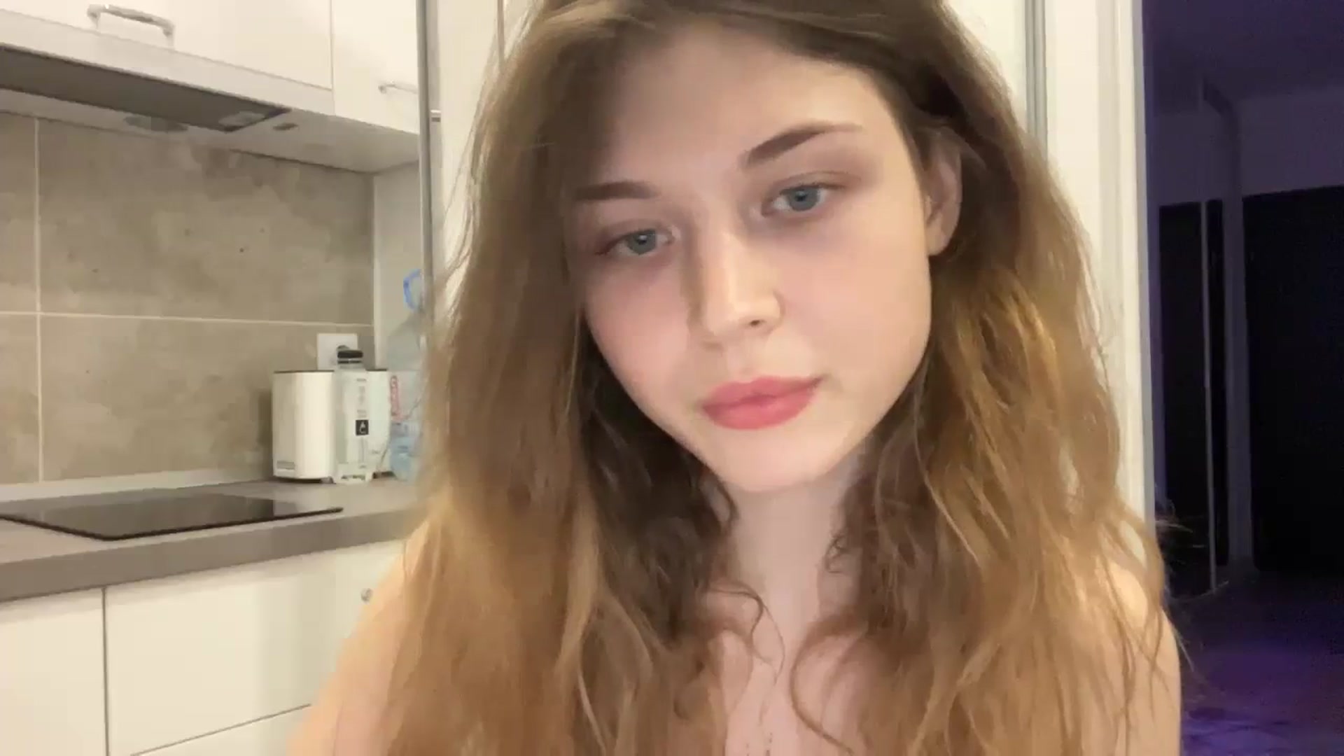 Gallery image thumbnail from Coconut_dream's myfreecams stream on, 08/03/2023, 16:55 image 11 of 20