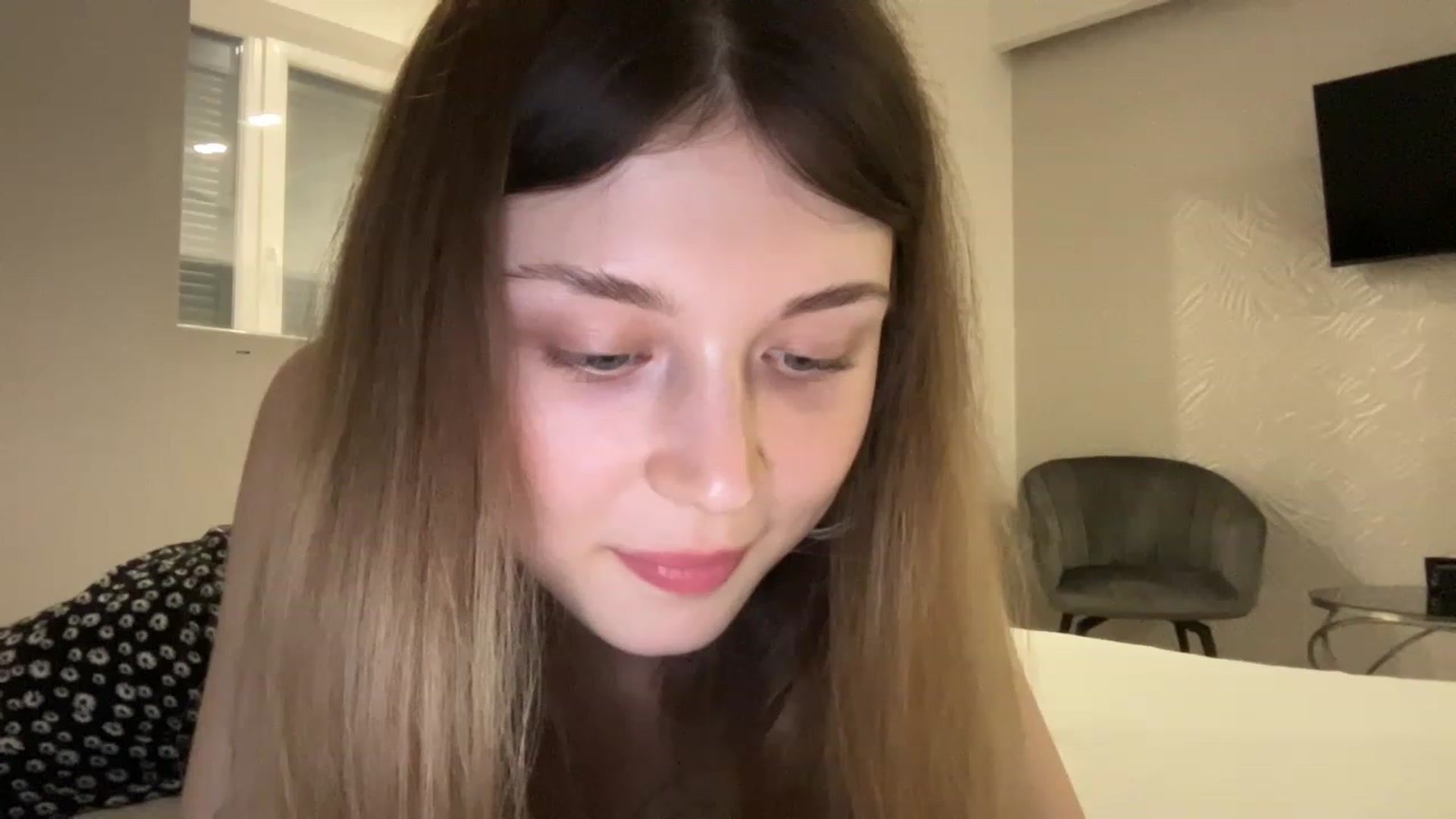 Gallery image thumbnail from Coconut_dream's myfreecams stream on, 08/05/2023, 18:37 image 15 of 20