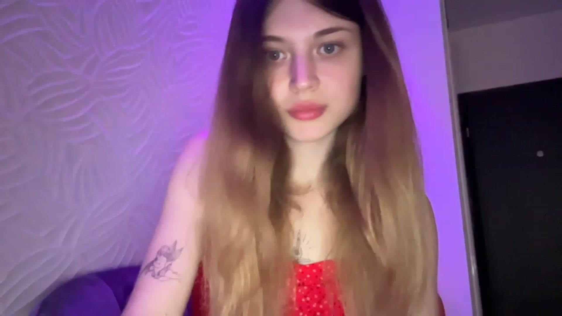 Gallery image thumbnail from Coconut_dream's myfreecams stream on, 08/07/2023, 16:14 image 2 of 20