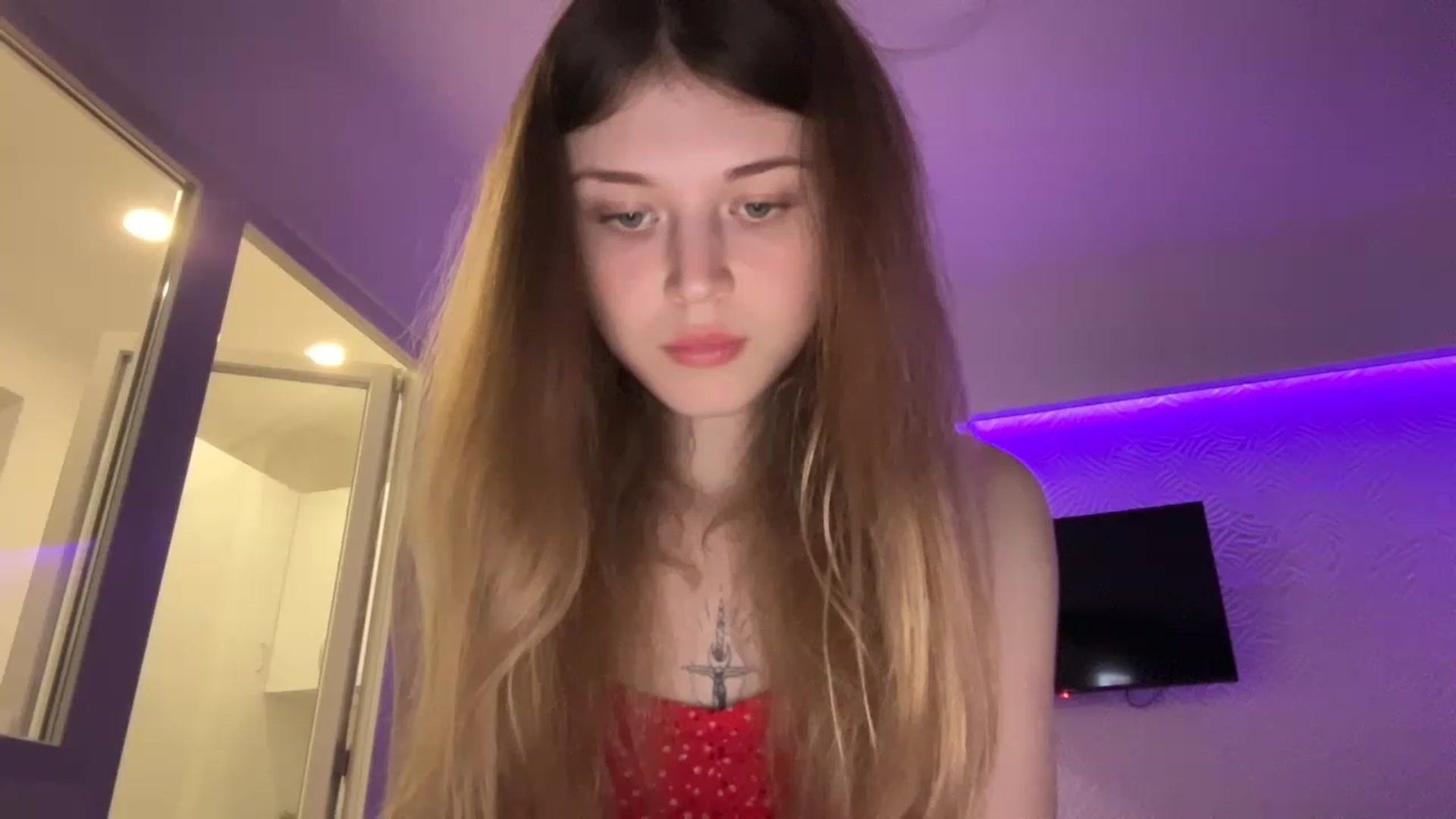 Gallery image thumbnail from Coconut_dream's myfreecams stream on, 08/07/2023, 17:12 image 20 of 20
