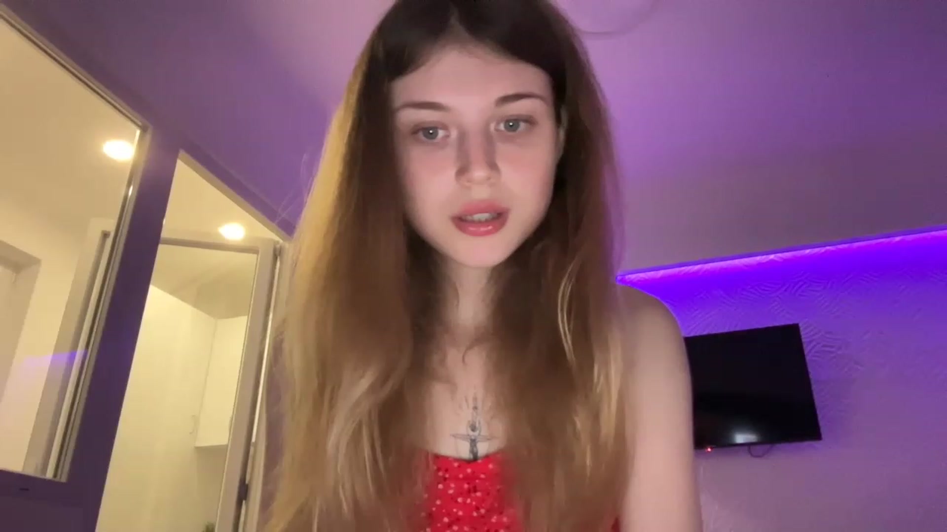 Gallery image thumbnail from Coconut_dream's myfreecams stream on, 08/07/2023, 17:12 image 17 of 20