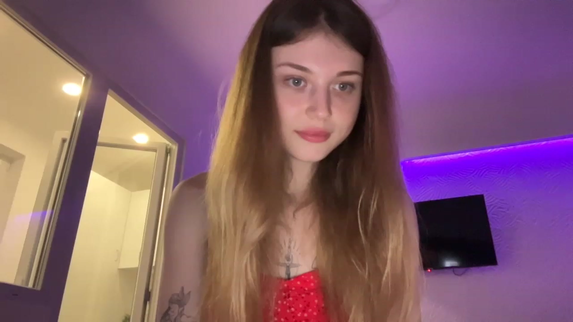 Gallery image thumbnail from Coconut_dream's myfreecams stream on, 08/07/2023, 17:12 image 19 of 20