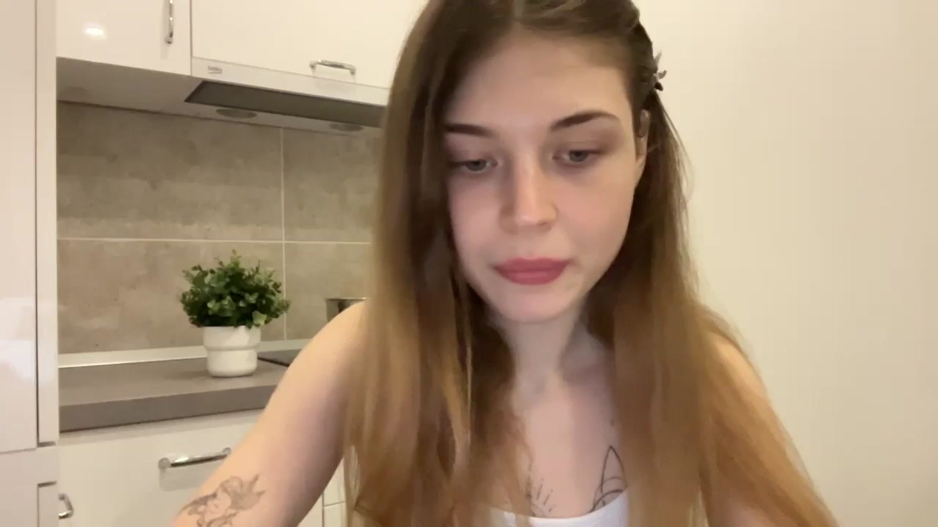 Gallery image thumbnail from Coconut_dream's myfreecams stream on, 08/09/2023, 13:10 image 1 of 20