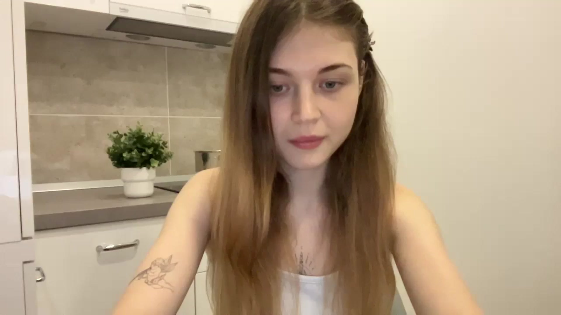 Gallery image thumbnail from Coconut_dream's myfreecams stream on, 08/09/2023, 13:10 image 19 of 20