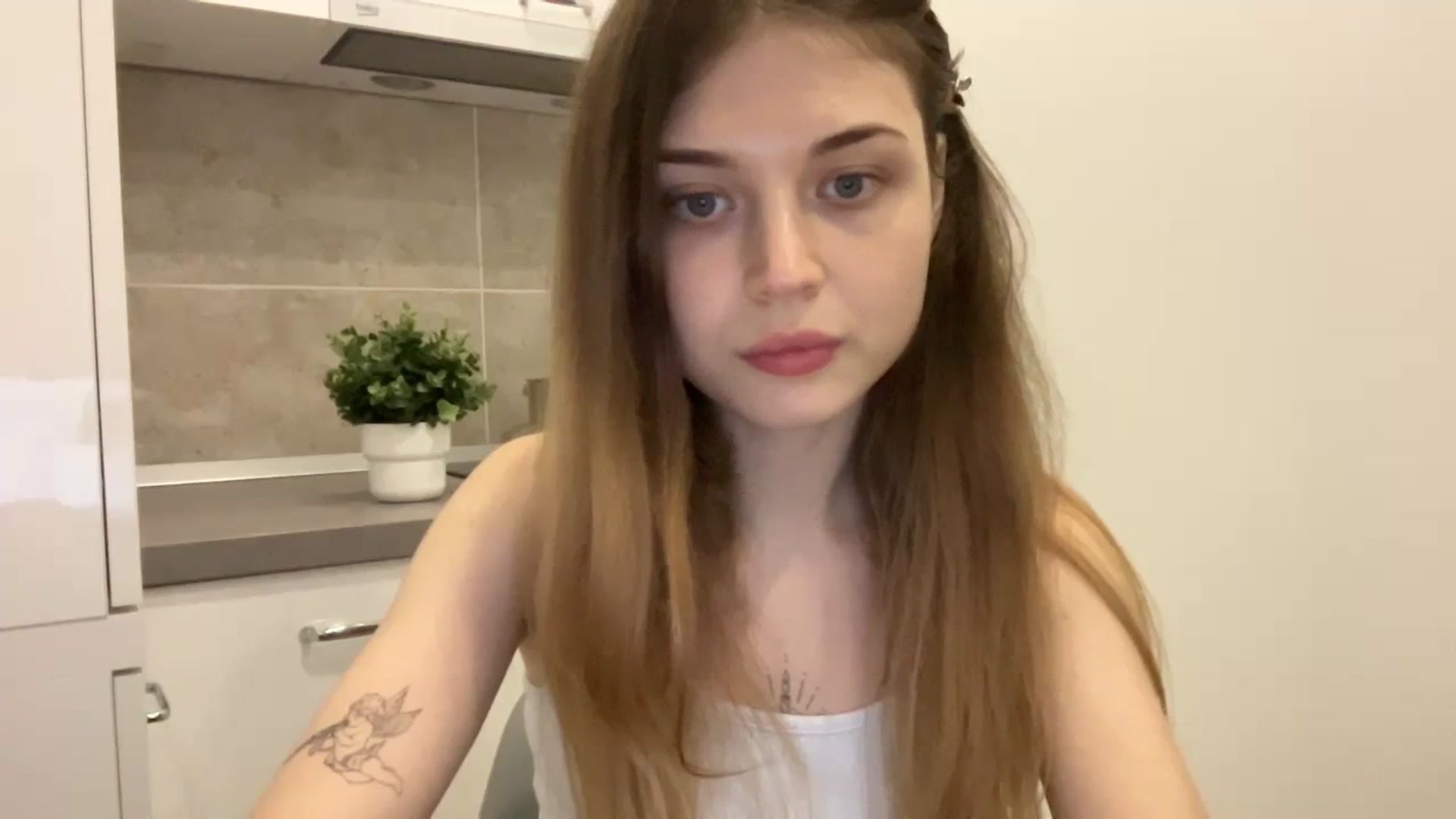 Gallery image thumbnail from Coconut_dream's myfreecams stream on, 08/09/2023, 13:57 image 11 of 20