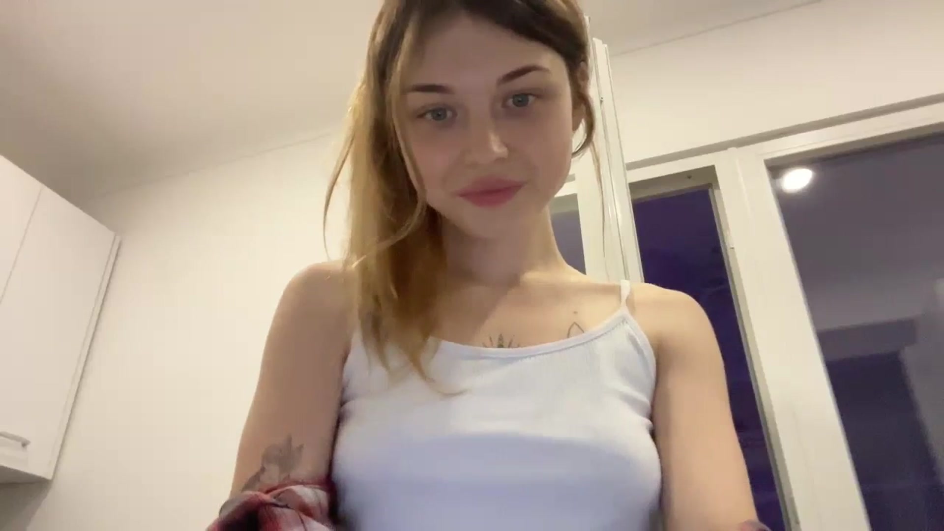 Gallery image thumbnail from Coconut_dream's myfreecams stream on, 08/13/2023, 13:28 image 20 of 20