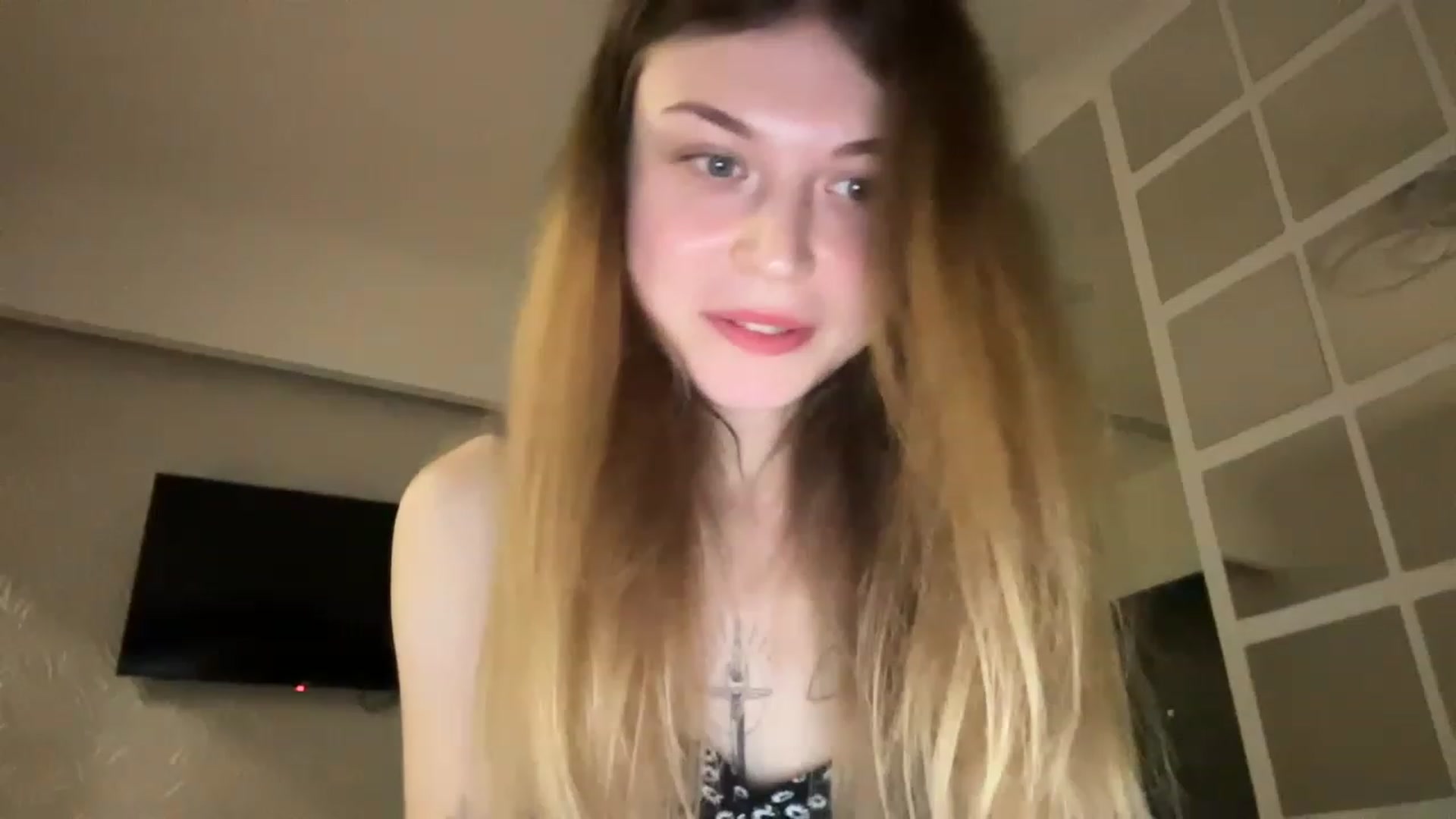 Gallery image thumbnail from Coconut_dream's myfreecams stream on, 08/17/2023, 18:08 image 17 of 20