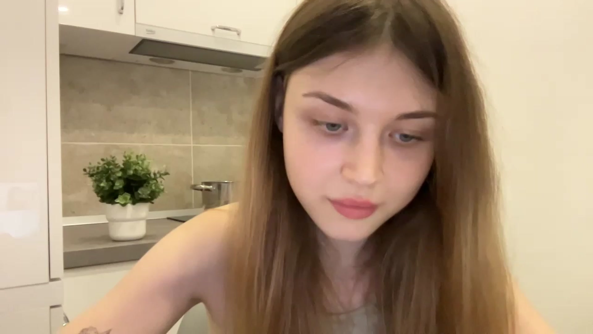 Gallery image thumbnail from Coconut_dream's myfreecams stream on, 08/19/2023, 17:37 image 16 of 20