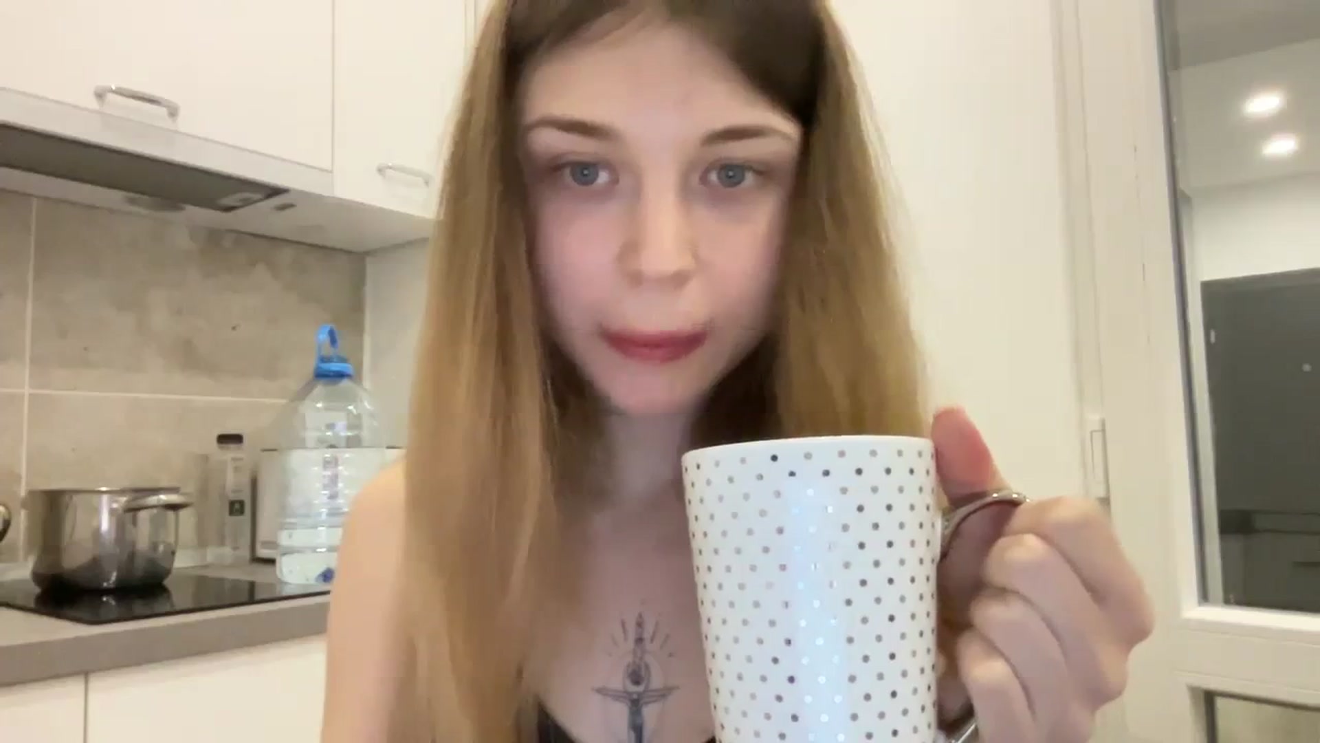 Gallery image thumbnail from Coconut_dream's myfreecams stream on, 08/20/2023, 10:51 image 3 of 20