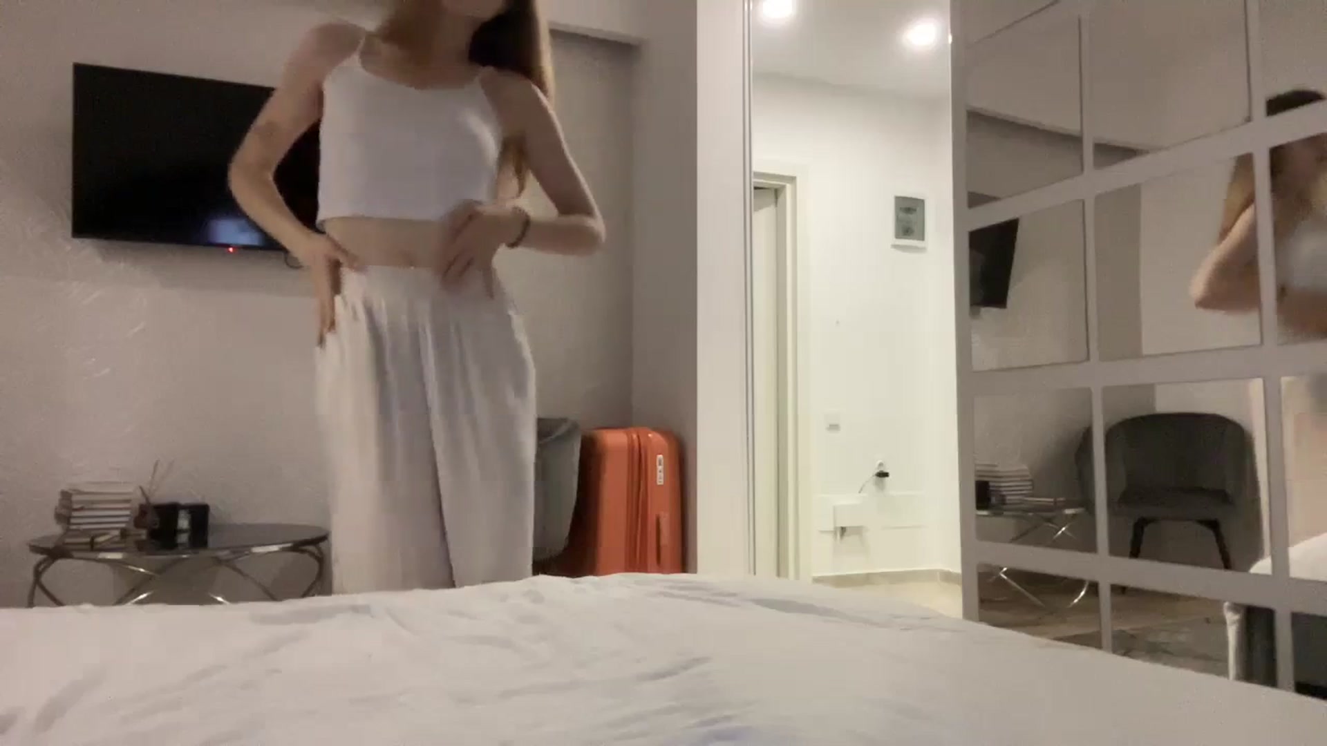 Gallery image thumbnail from Coconut_dream's myfreecams stream on, 08/20/2023, 13:01 image 12 of 20
