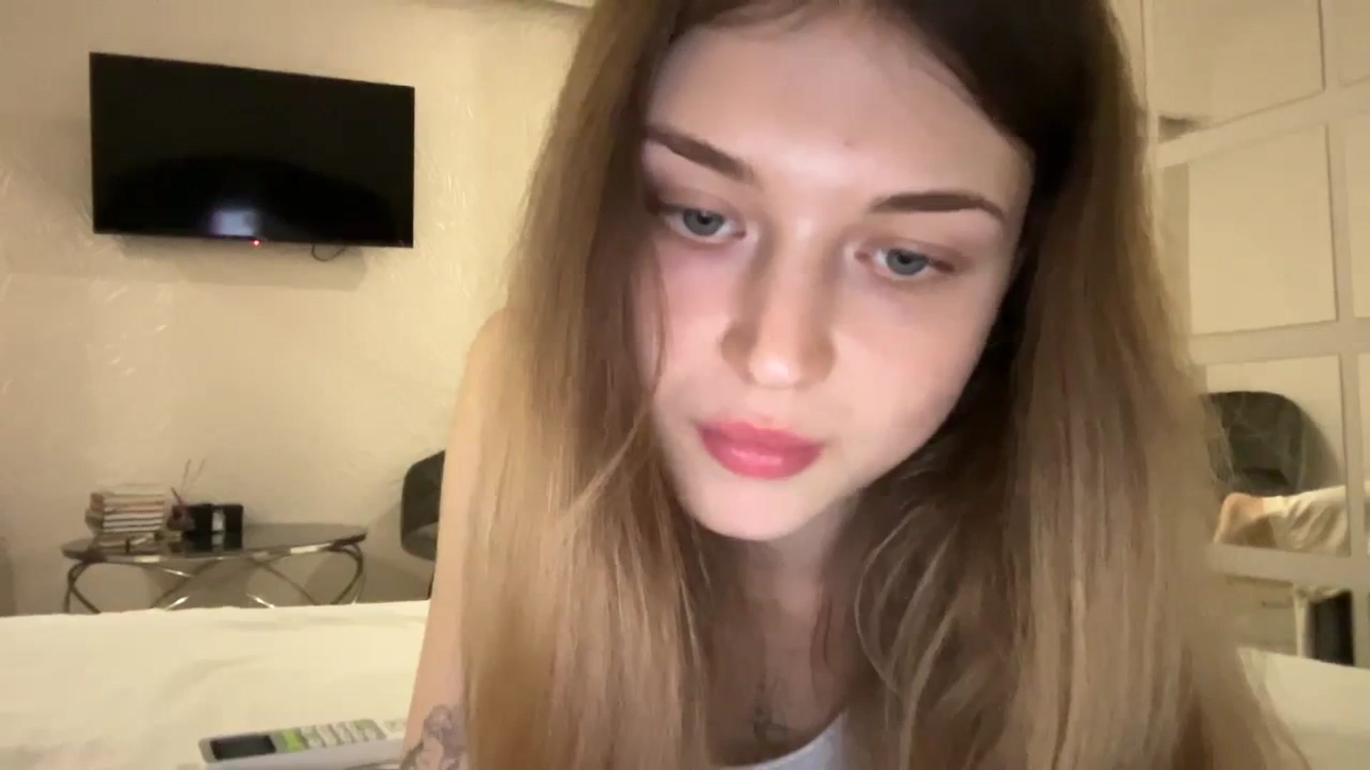 Gallery image thumbnail from Coconut_dream's myfreecams stream on, 08/20/2023, 13:01 image 2 of 20