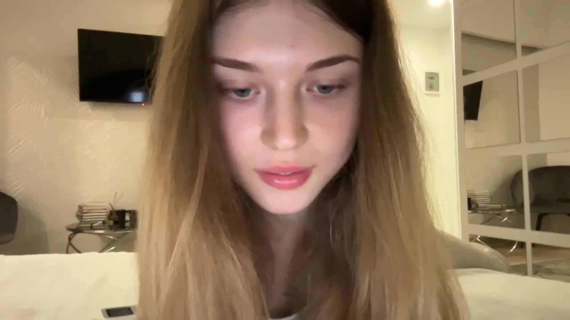 Gallery image thumbnail from Coconut_dream's myfreecams stream on, 08/20/2023, 13:01 image 10 of 20
