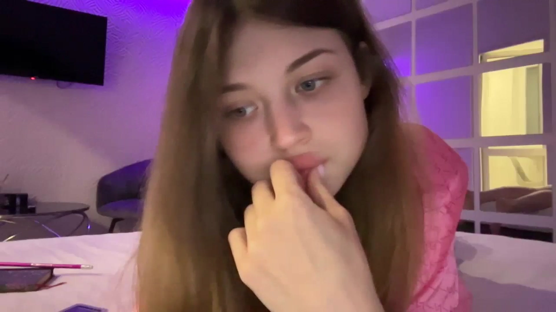 Gallery image thumbnail from Coconut_dream's myfreecams stream on, 08/21/2023, 19:33 image 19 of 20