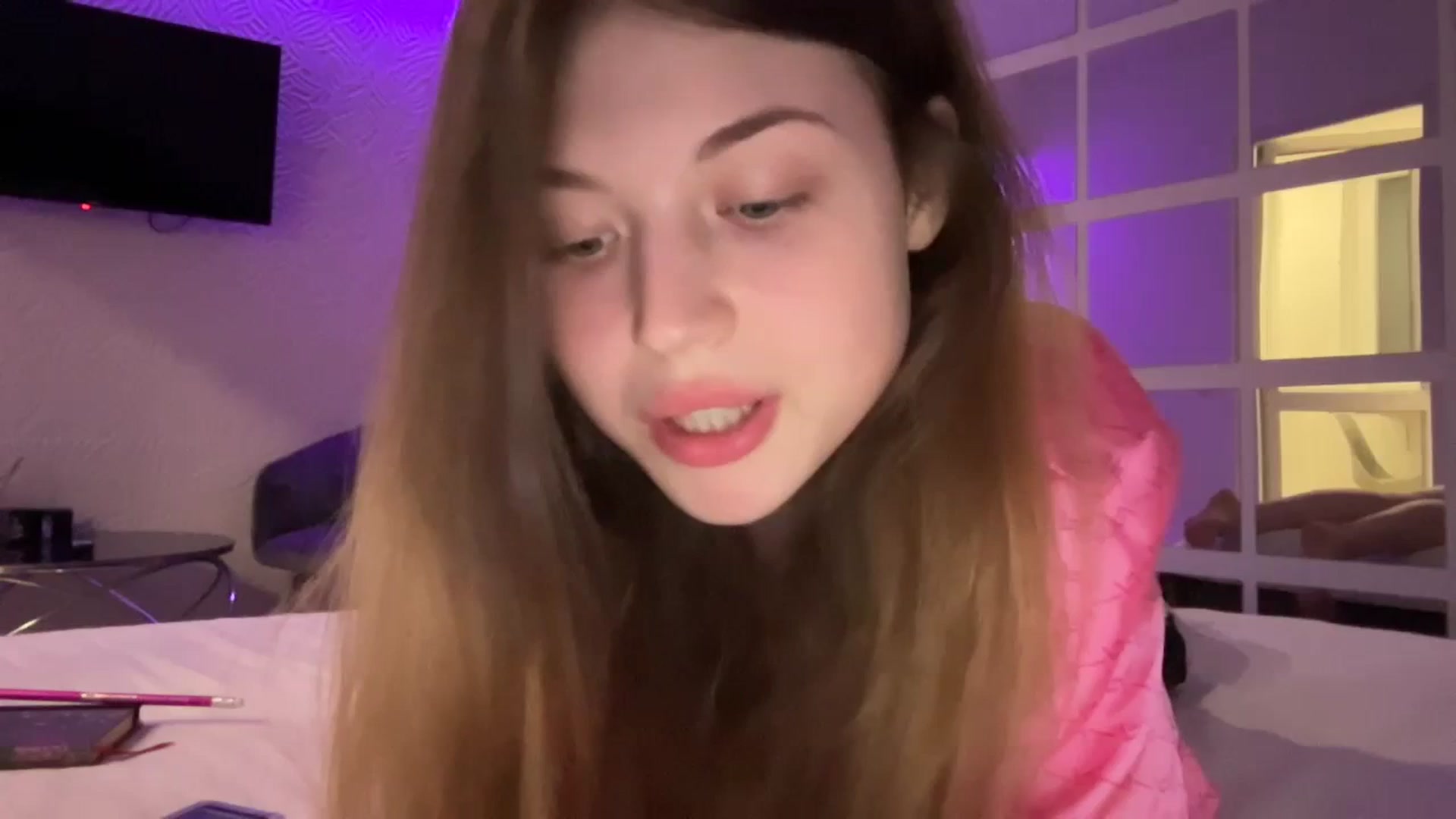 Gallery image thumbnail from Coconut_dream's myfreecams stream on, 08/21/2023, 19:33 image 18 of 20