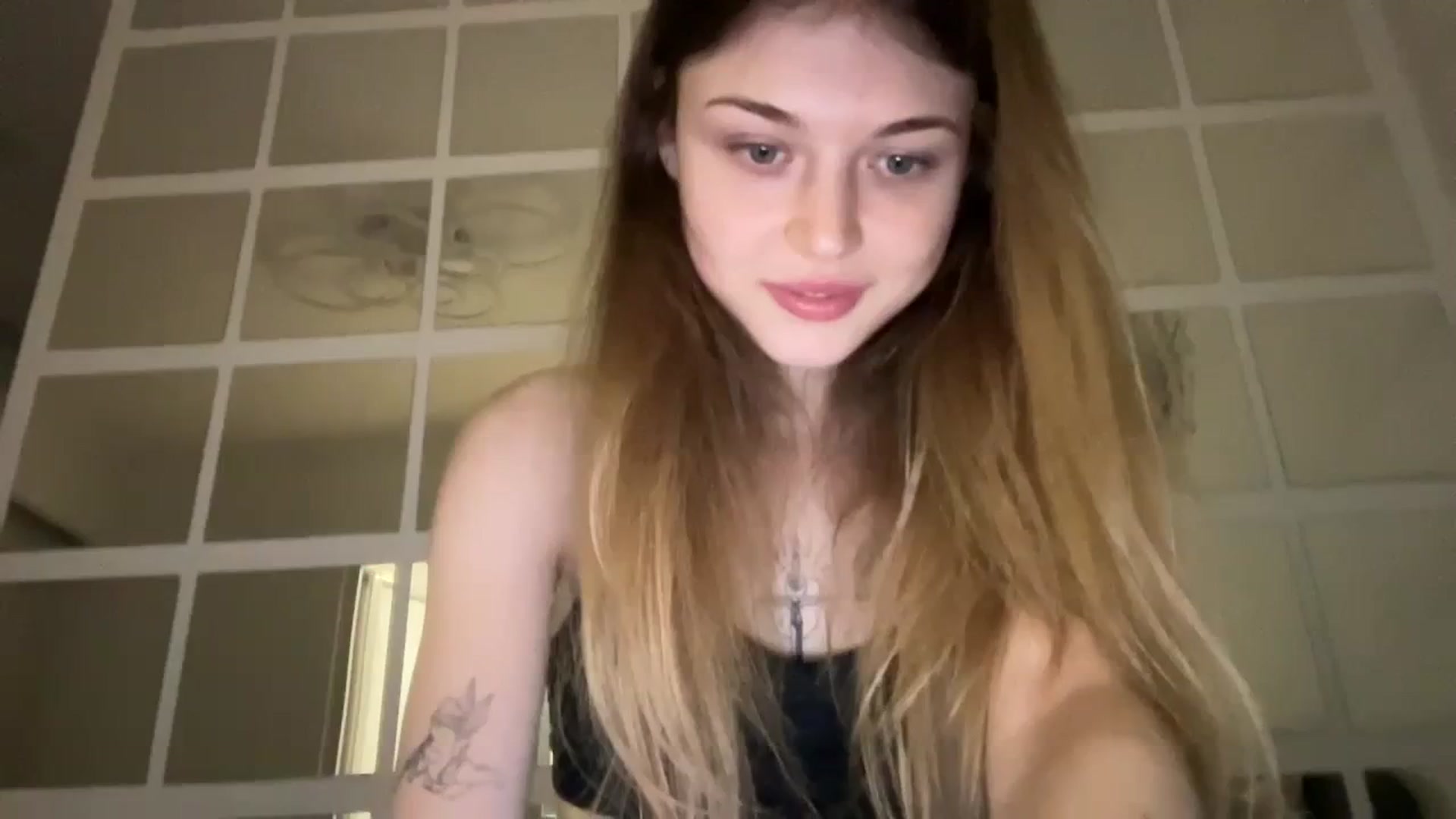 Gallery image thumbnail from Coconut_dream's myfreecams stream on, 08/24/2023, 08:00 image 20 of 20