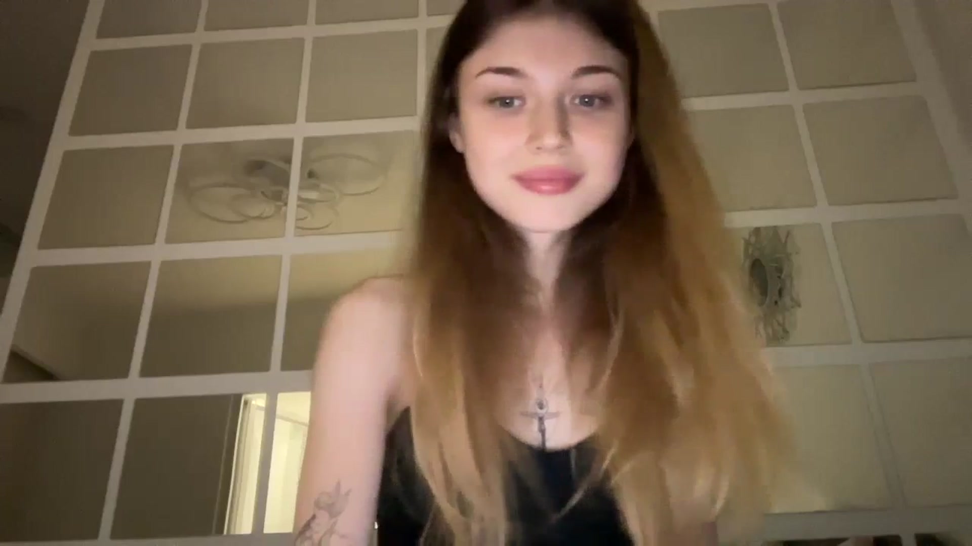 Gallery image thumbnail from Coconut_dream's myfreecams stream on, 08/24/2023, 08:00 image 15 of 20