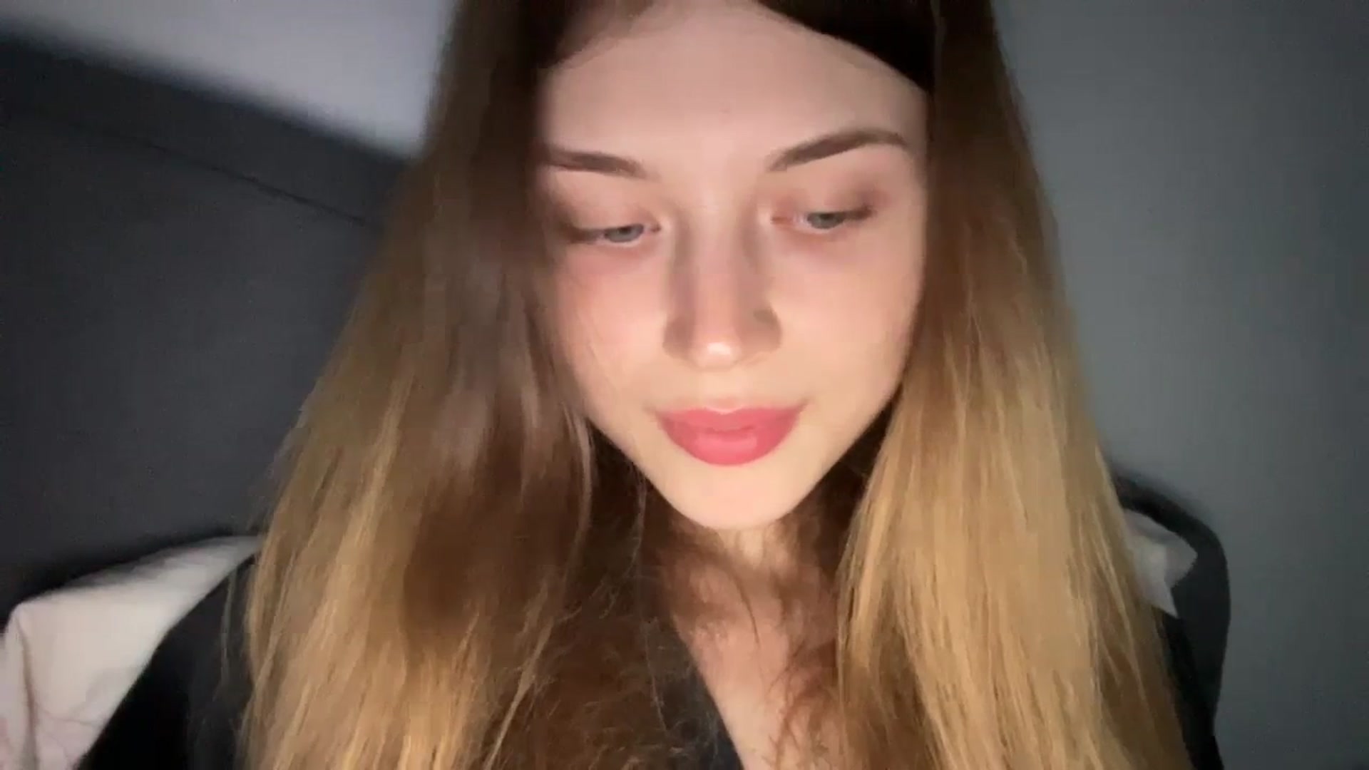 Gallery image thumbnail from Coconut_dream's myfreecams stream on, 08/24/2023, 18:49 image 3 of 20