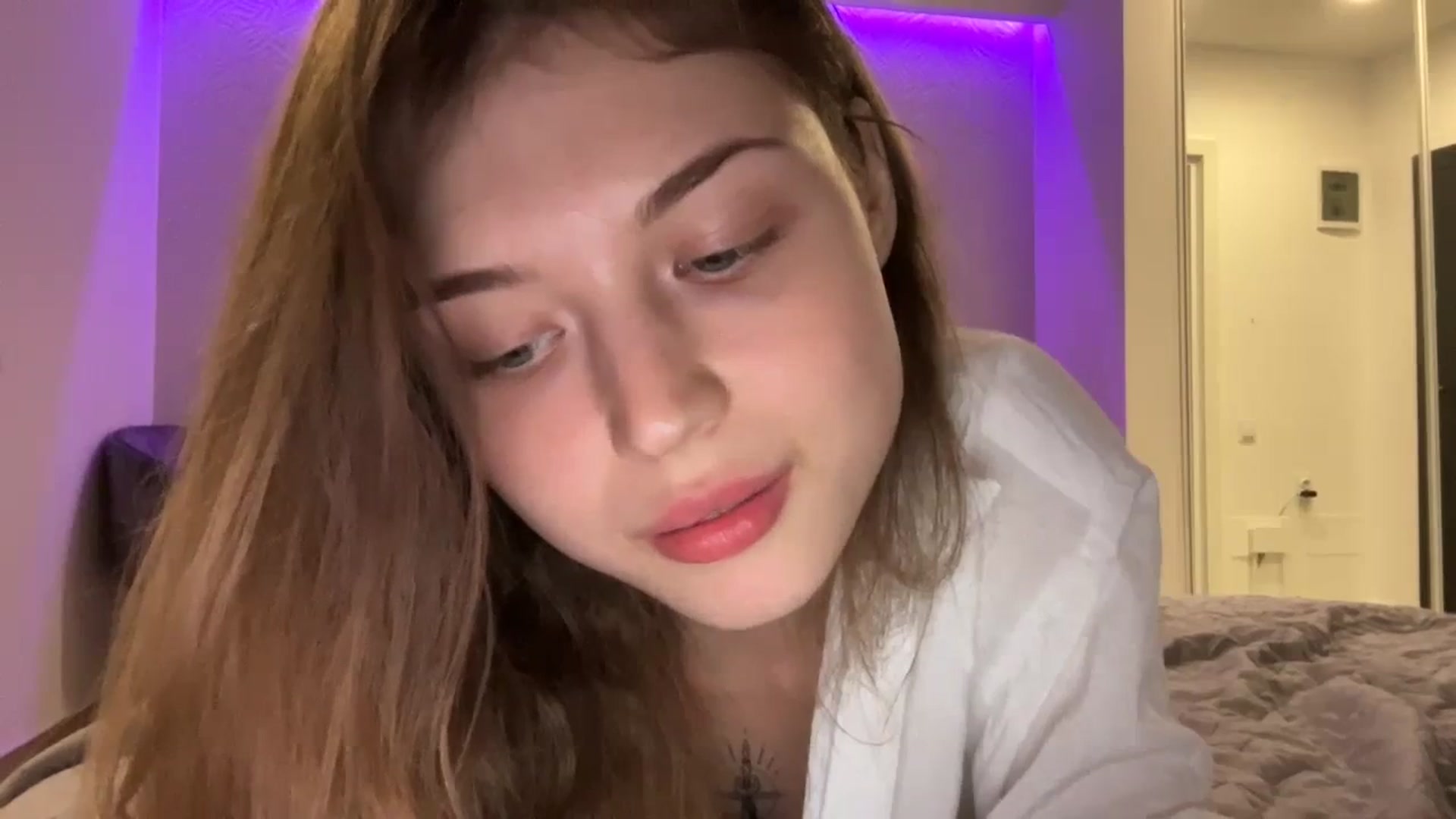 Gallery image thumbnail from Coconut_dream's myfreecams stream on, 08/25/2023, 15:37 image 14 of 20
