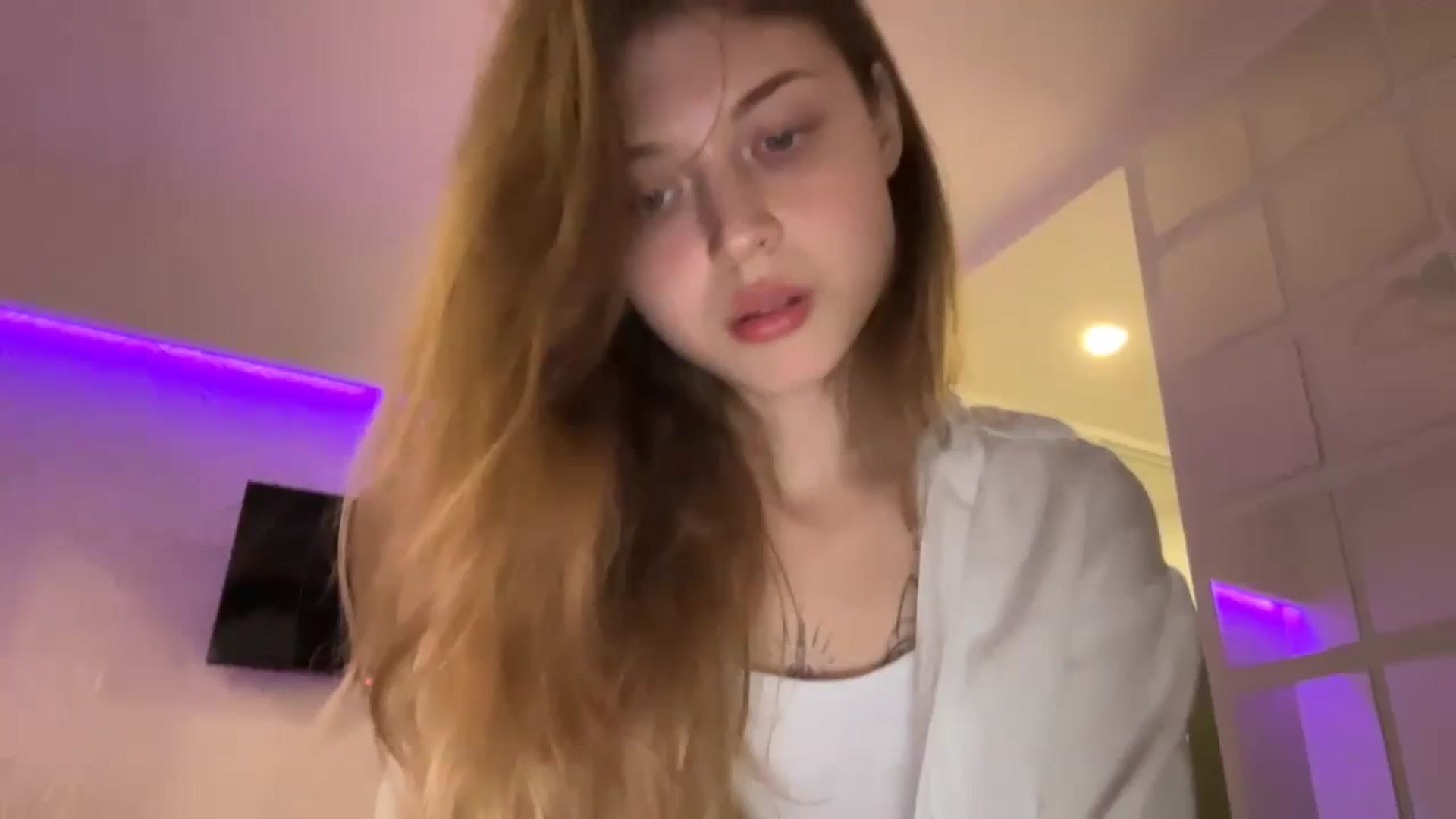 Gallery image thumbnail from Coconut_dream's myfreecams stream on, 08/25/2023, 15:37 image 19 of 20