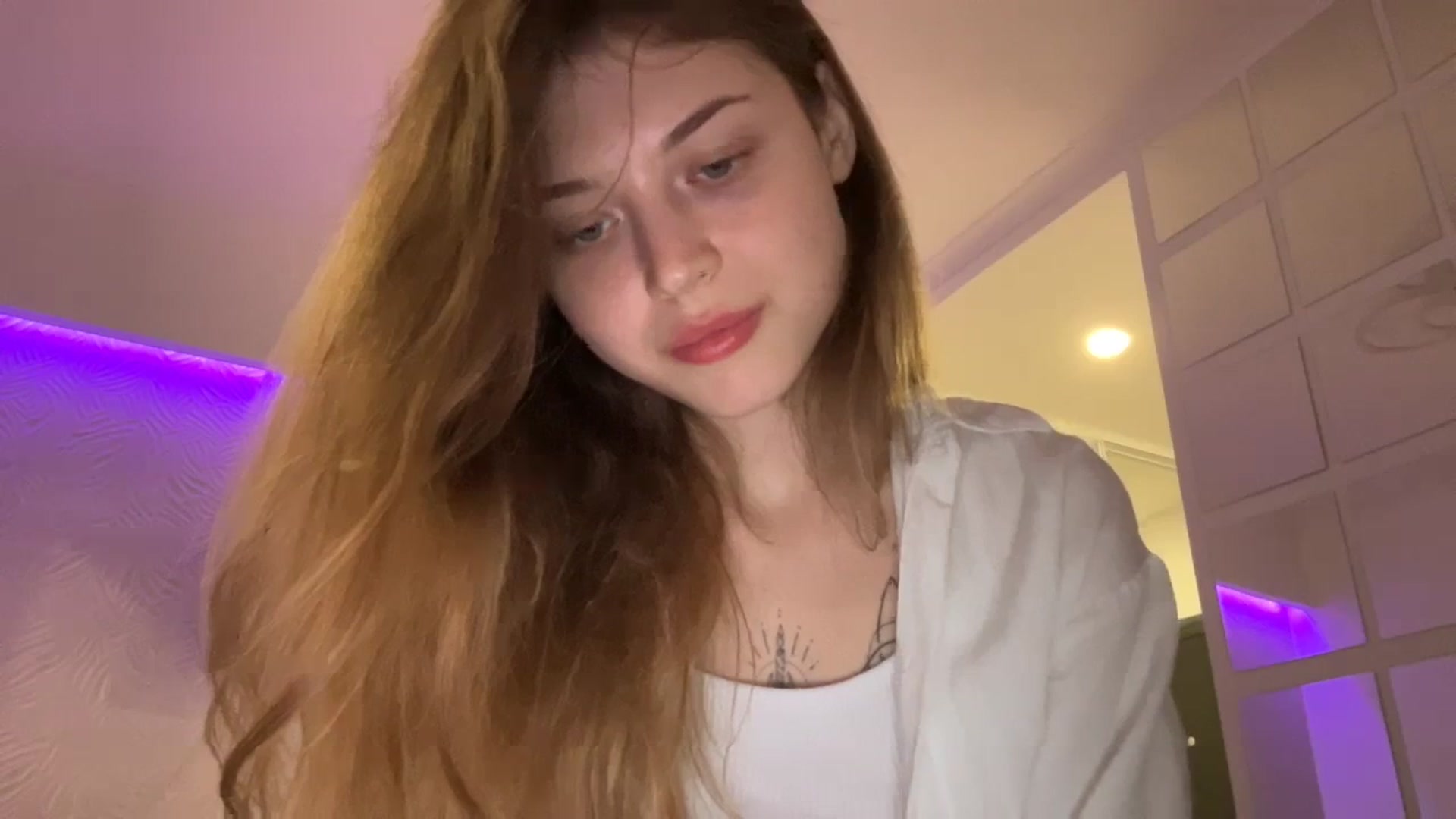 Gallery image thumbnail from Coconut_dream's myfreecams stream on, 08/25/2023, 15:37 image 20 of 20