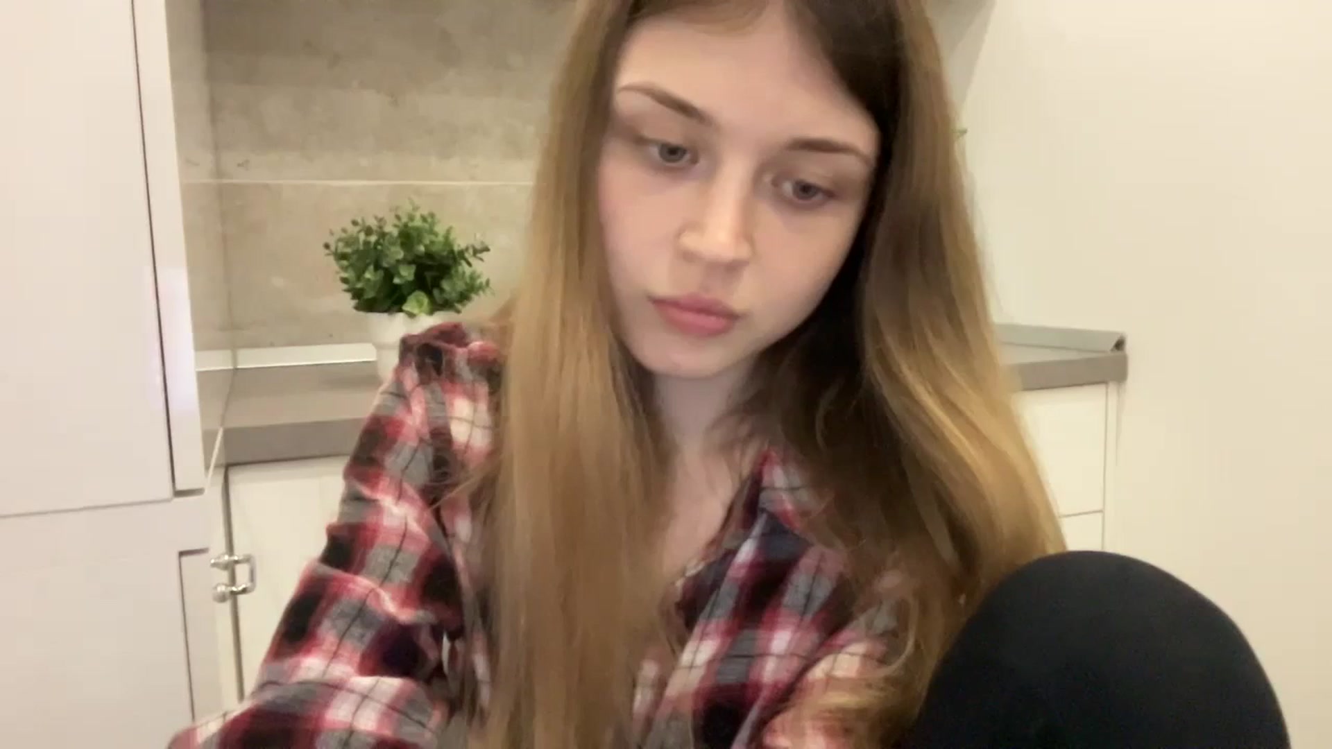 Gallery image thumbnail from Coconut_dream's myfreecams stream on, 08/27/2023, 16:33 image 1 of 20