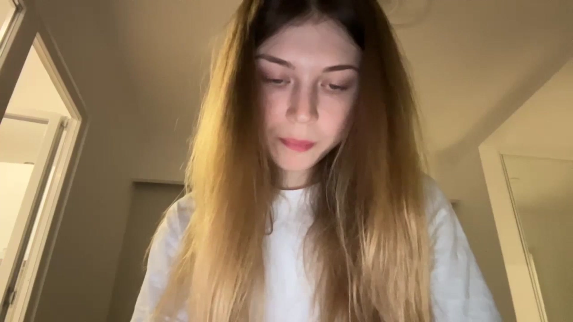 Gallery image thumbnail from Coconut_dream's myfreecams stream on, 08/30/2023, 07:09 image 10 of 20