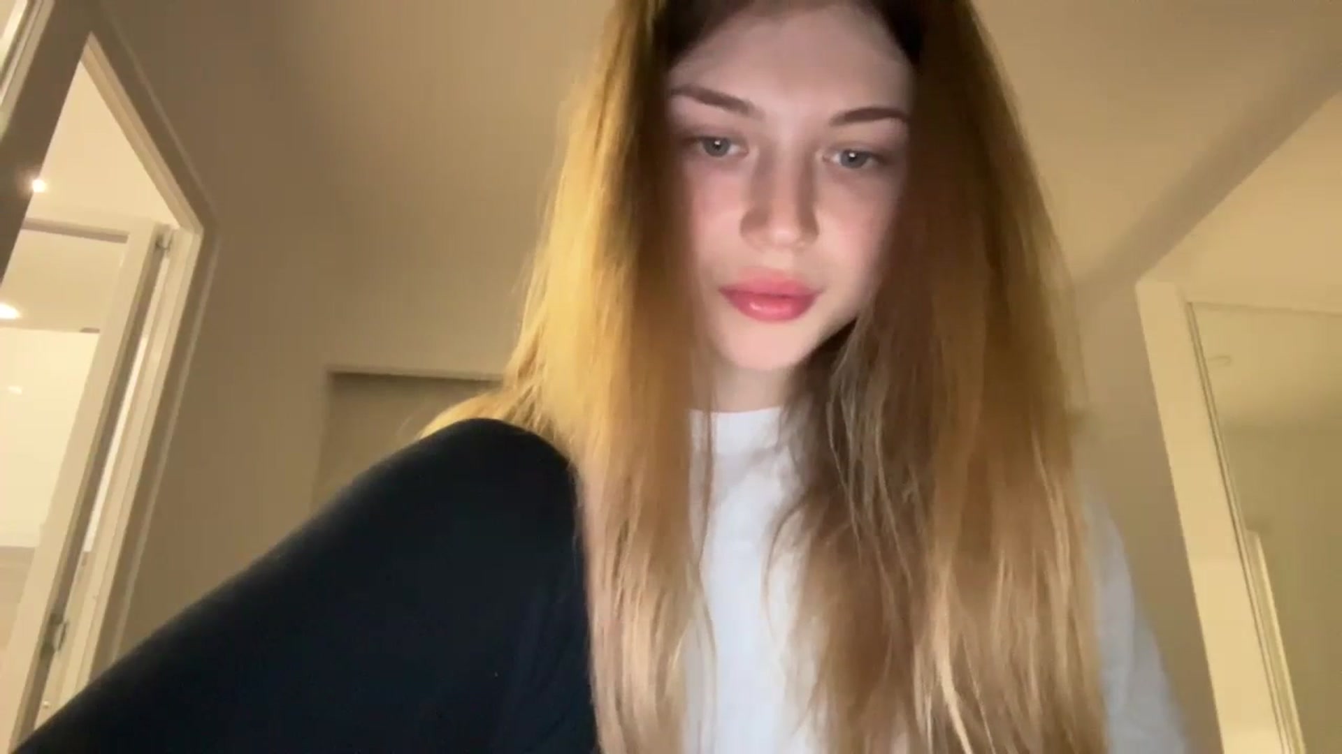 Gallery image thumbnail from Coconut_dream's myfreecams stream on, 08/30/2023, 07:09 image 2 of 20