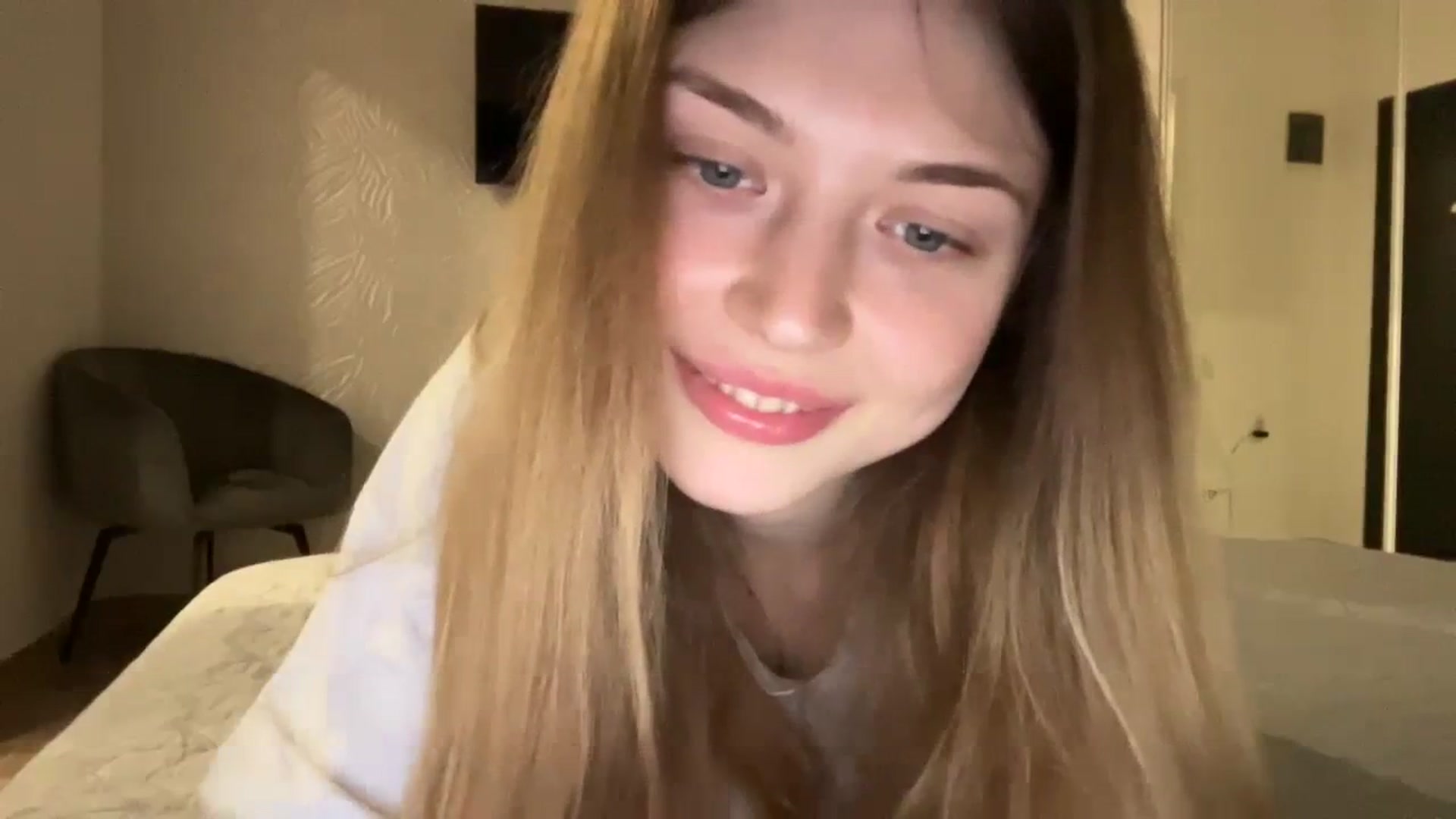 Gallery image thumbnail from Coconut_dream's myfreecams stream on, 08/30/2023, 08:52 image 11 of 20