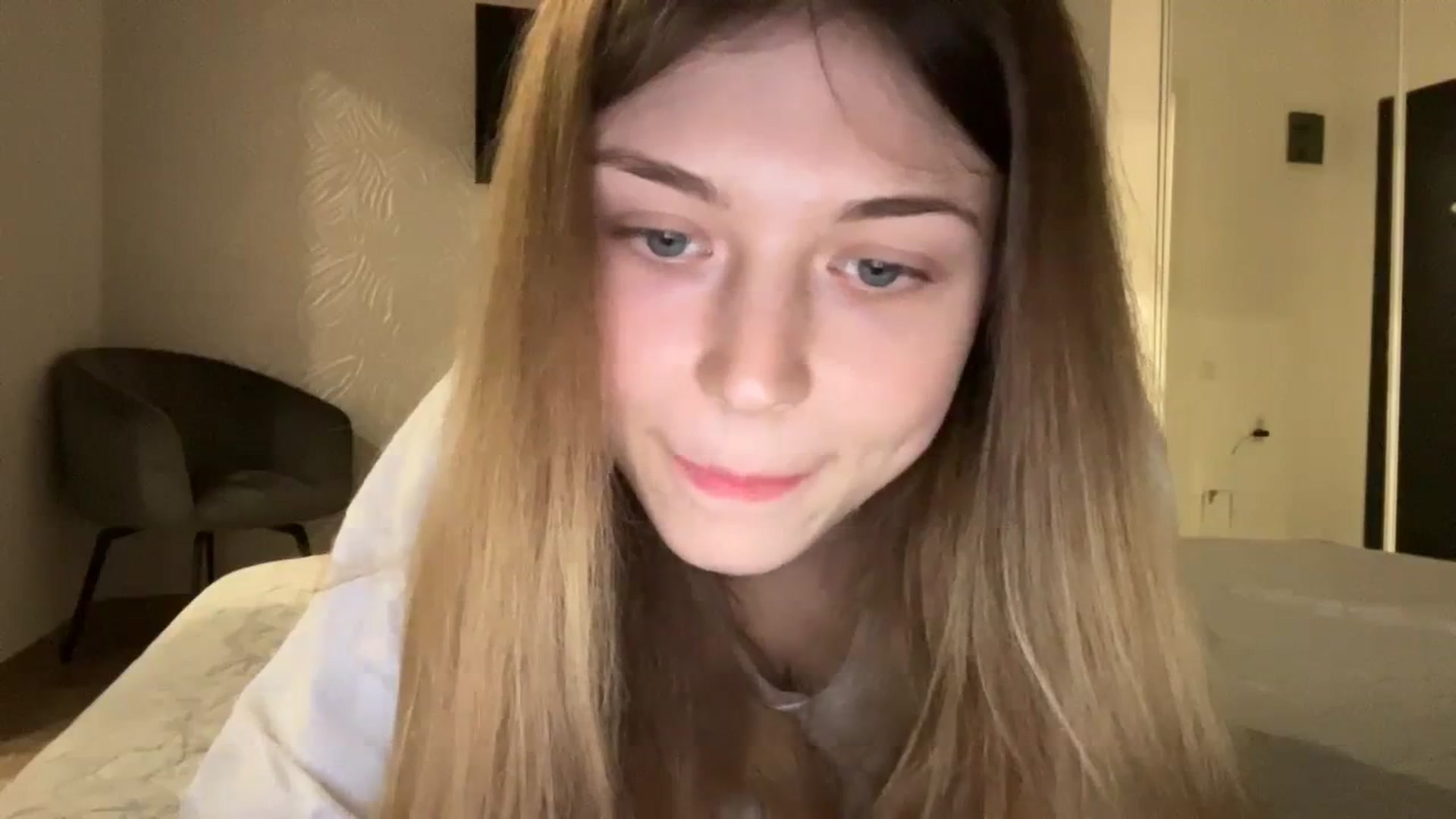 Gallery image thumbnail from Coconut_dream's myfreecams stream on, 08/30/2023, 08:52 image 12 of 20