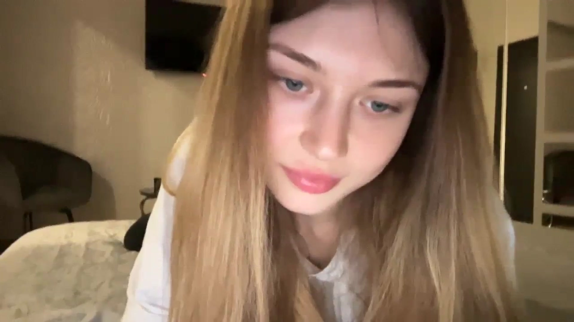 Gallery image thumbnail from Coconut_dream's myfreecams stream on, 08/30/2023, 09:13 image 2 of 20