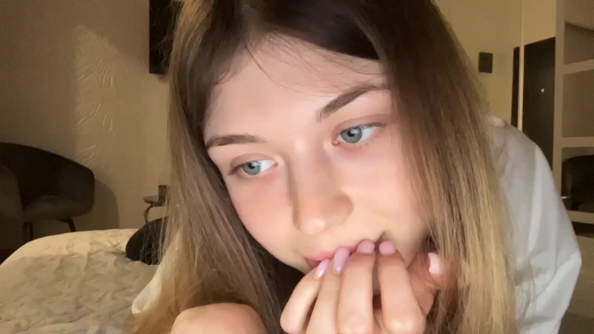 Gallery image thumbnail from Coconut_dream's myfreecams stream on, 08/30/2023, 09:13 image 10 of 20