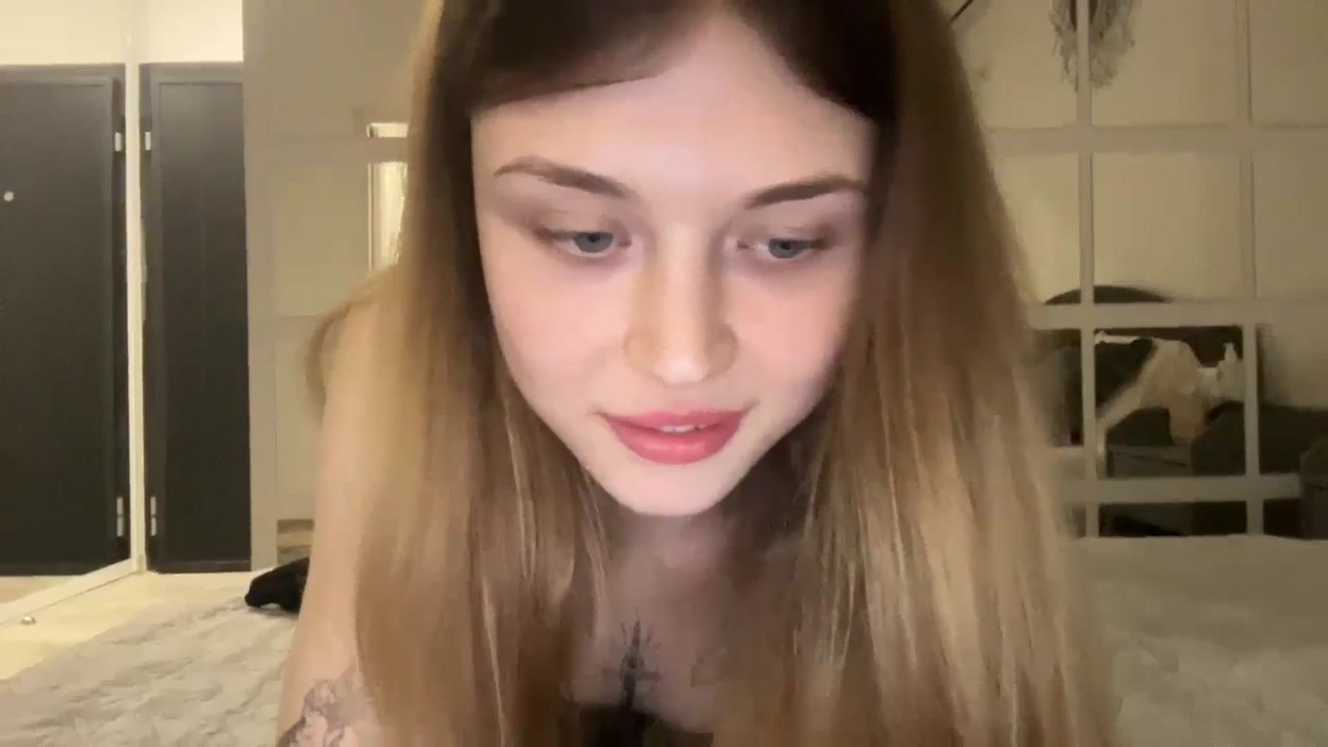 Gallery image thumbnail from Coconut_dream's myfreecams stream on, 09/01/2023, 17:35 image 8 of 20
