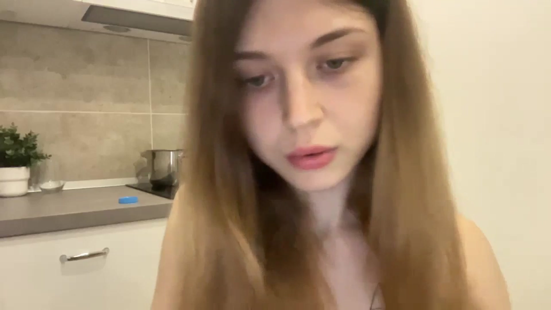 Gallery image thumbnail from Coconut_dream's myfreecams stream on, 09/02/2023, 08:17 image 14 of 20