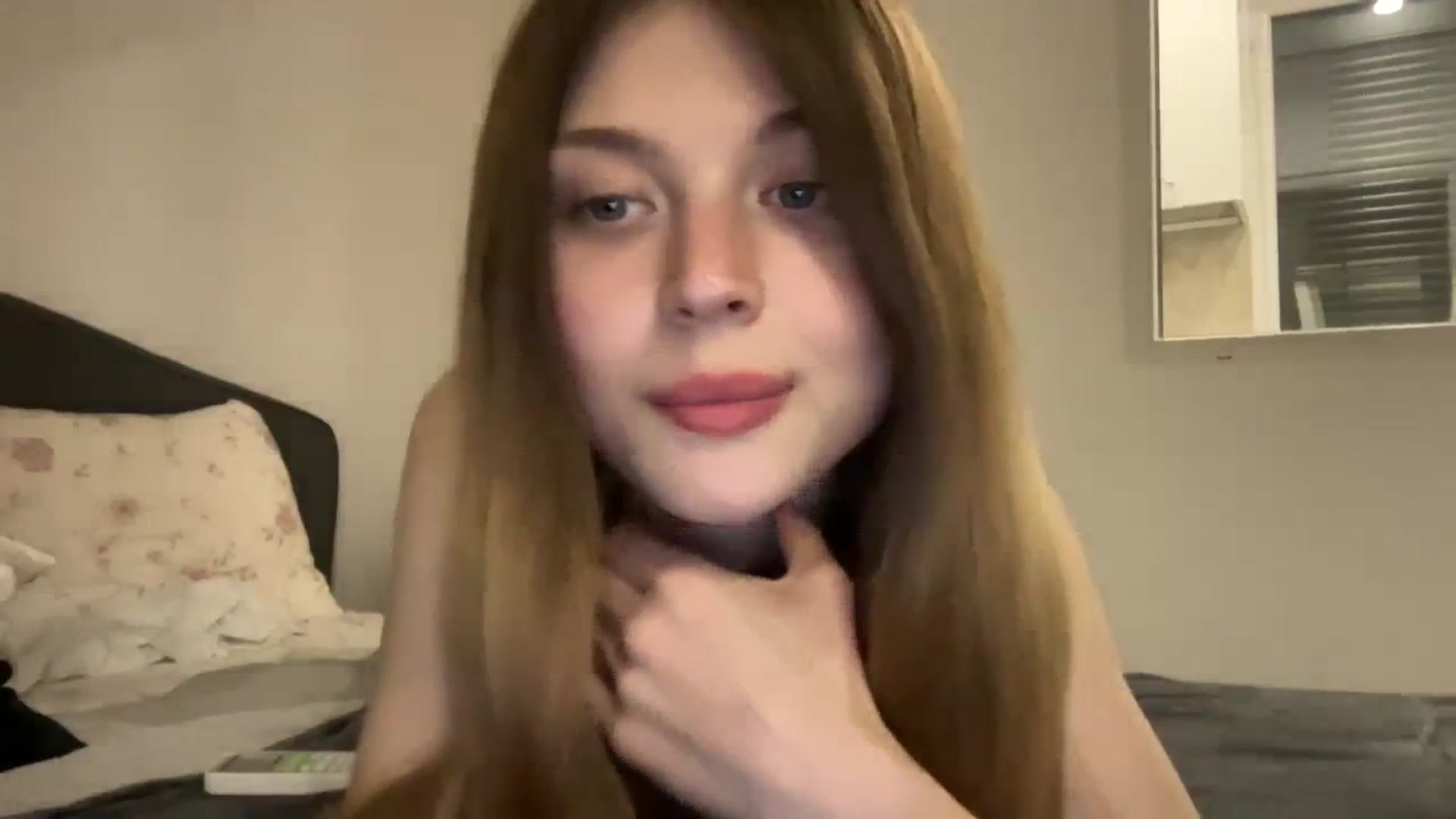 Gallery image thumbnail from Coconut_dream's myfreecams stream on, 09/10/2023, 18:06 image 13 of 20