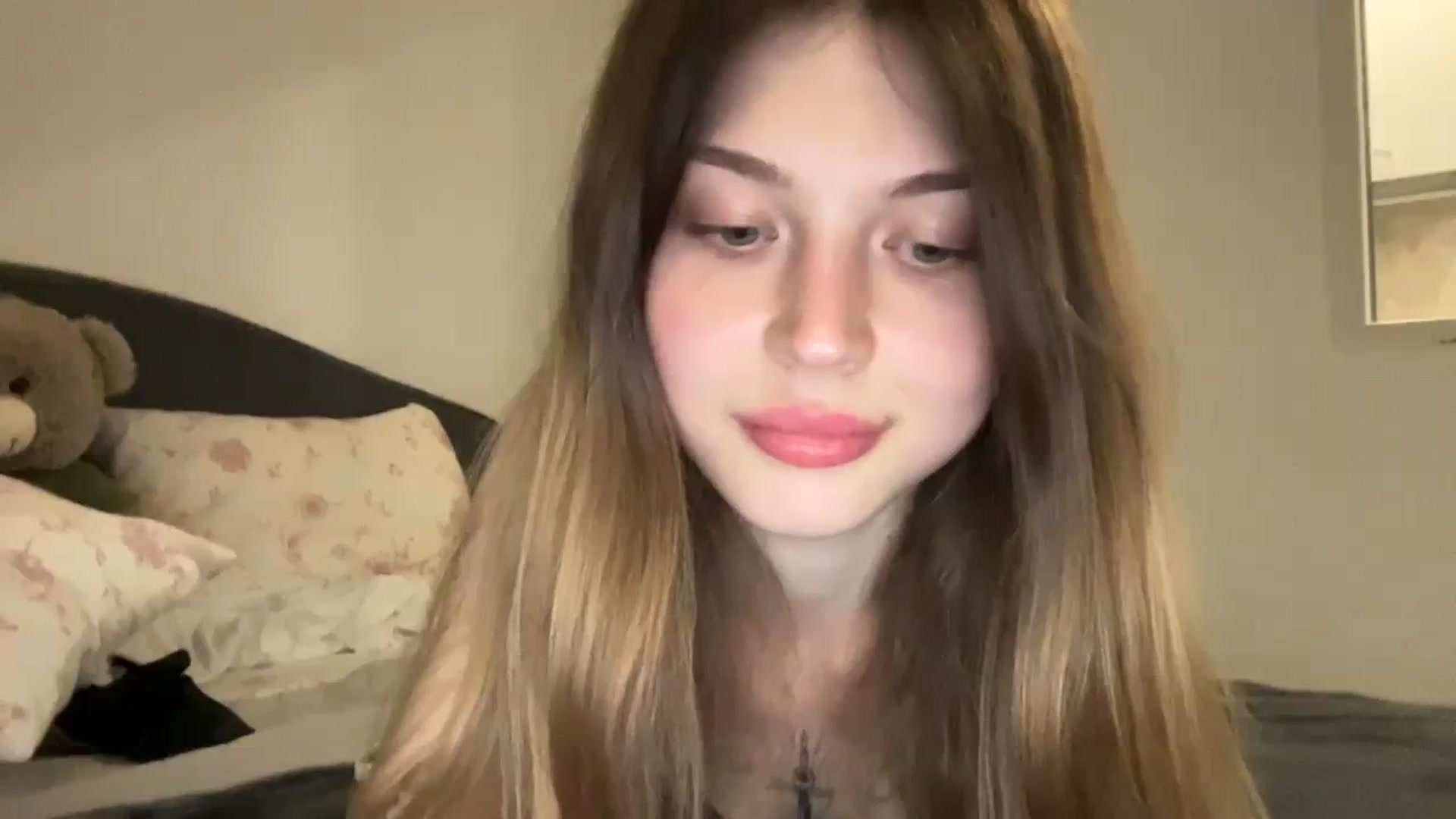 Gallery image thumbnail from Coconut_dream's myfreecams stream on, 09/10/2023, 18:06 image 19 of 20