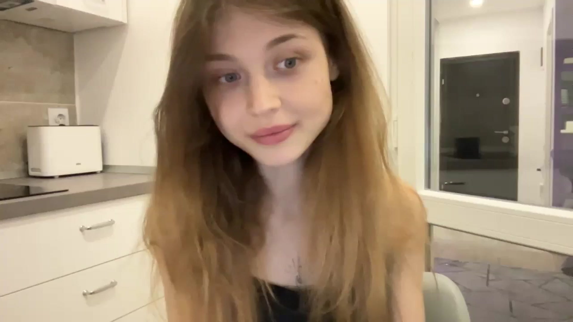 Gallery image thumbnail from Coconut_dream's myfreecams stream on, 09/17/2023, 10:02 image 14 of 20