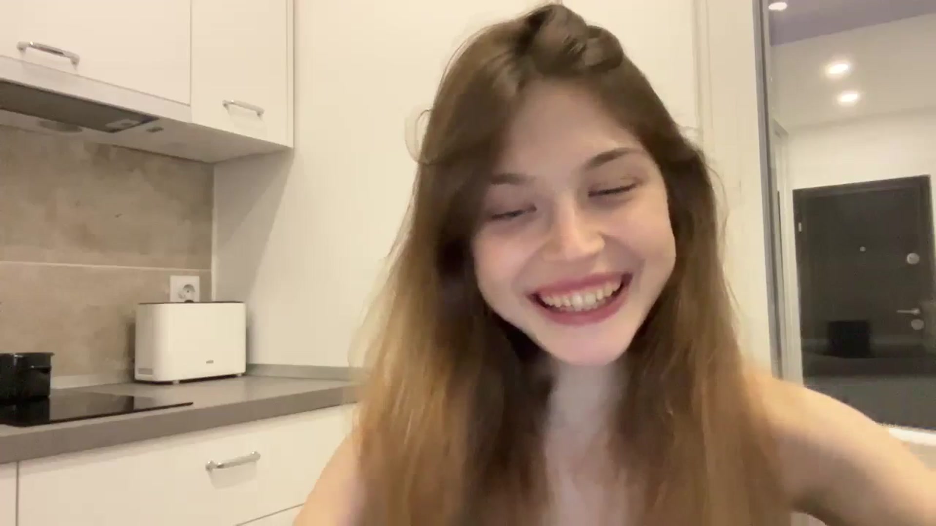 Gallery image thumbnail from Coconut_dream's myfreecams stream on, 09/17/2023, 10:02 image 11 of 20