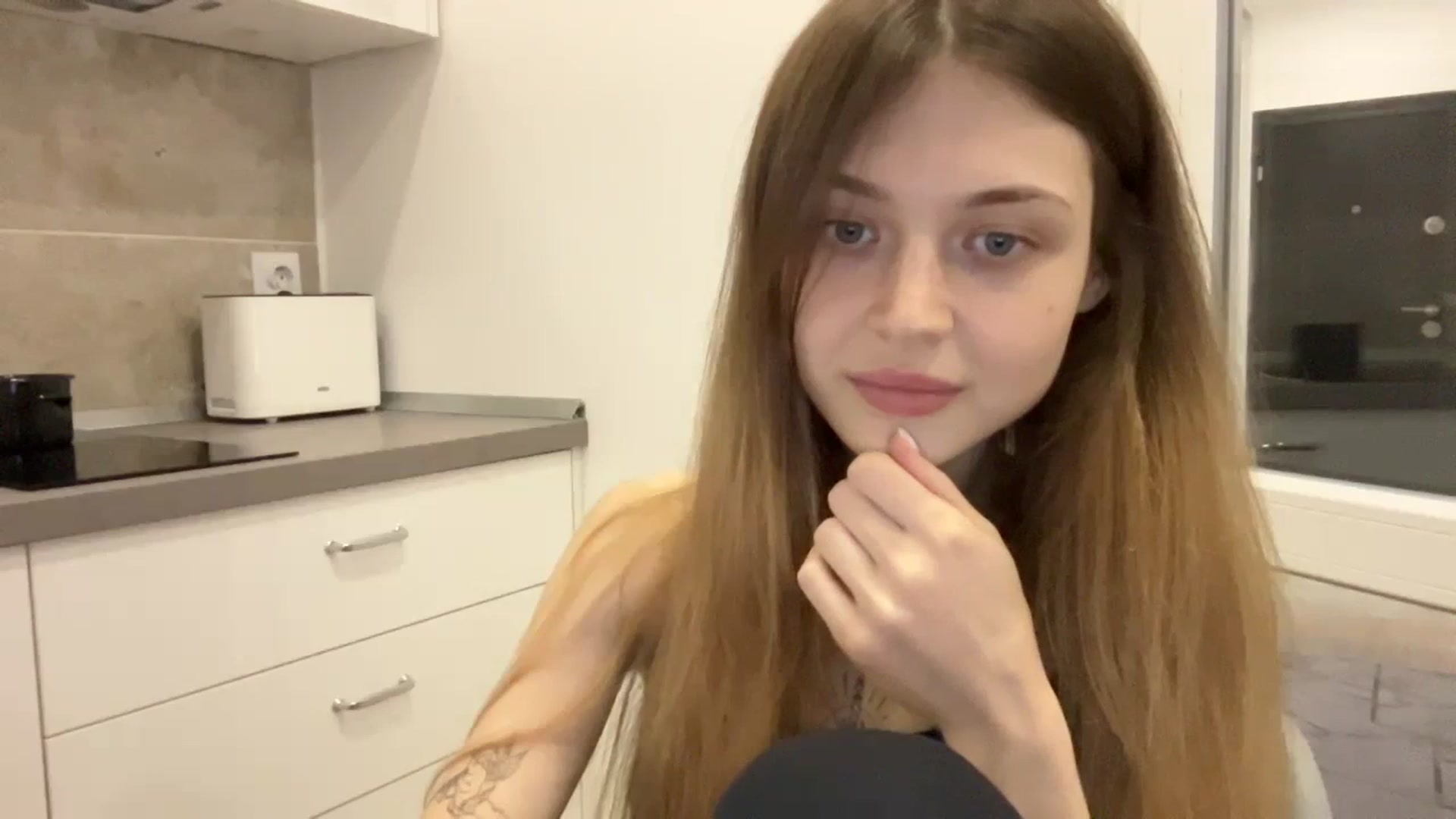 Gallery image thumbnail from Coconut_dream's myfreecams stream on, 09/17/2023, 10:02 image 10 of 20