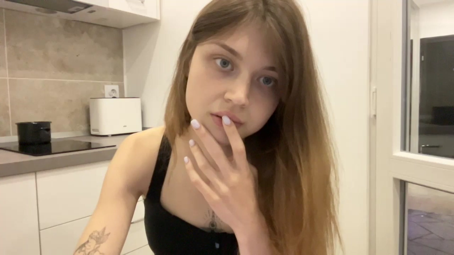 Gallery image thumbnail from Coconut_dream's myfreecams stream on, 09/17/2023, 10:02 image 19 of 20