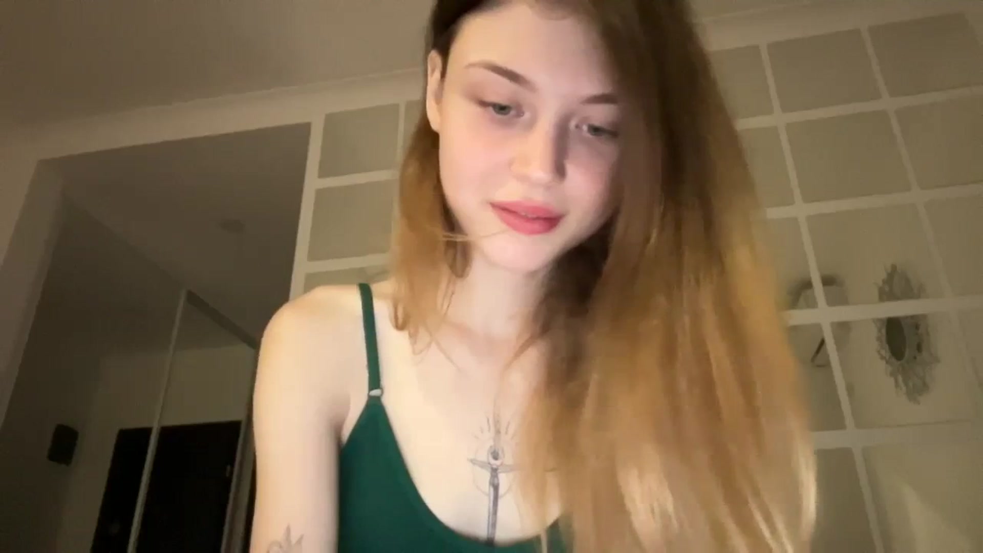 Gallery image thumbnail from Coconut_dream's myfreecams stream on, 09/19/2023, 06:45 image 17 of 20