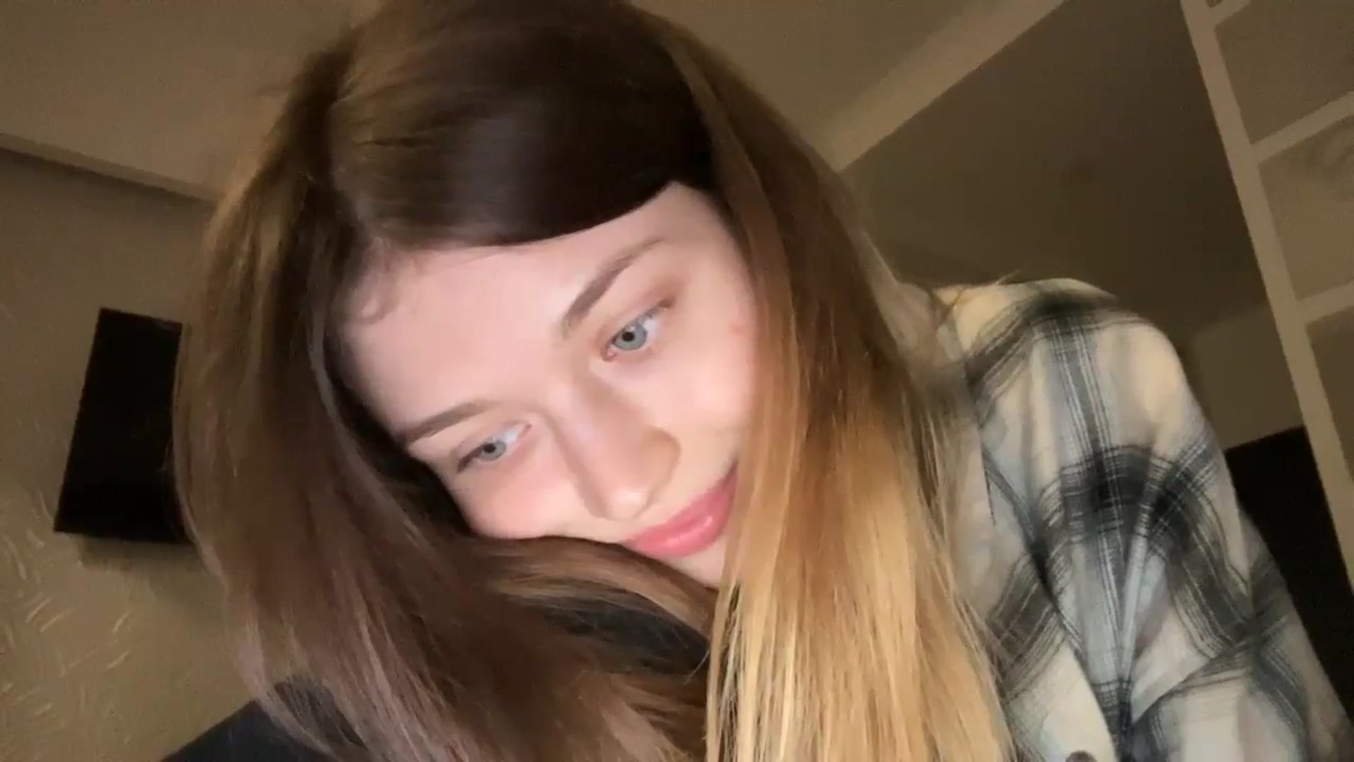 Gallery image thumbnail from Coconut_dream's myfreecams stream on, 09/19/2023, 09:02 image 12 of 20