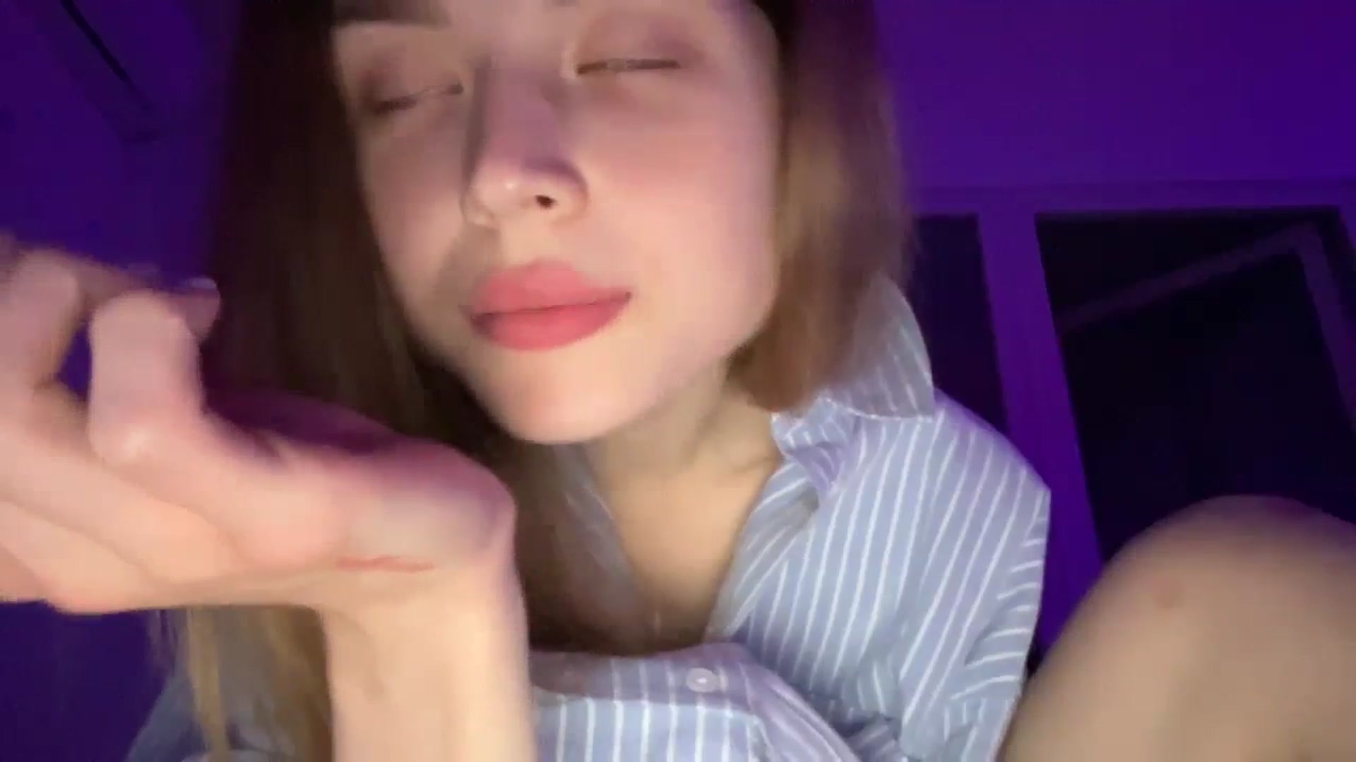 Gallery image thumbnail from Coconut_dream's myfreecams stream on, 09/23/2023, 21:12 image 16 of 20