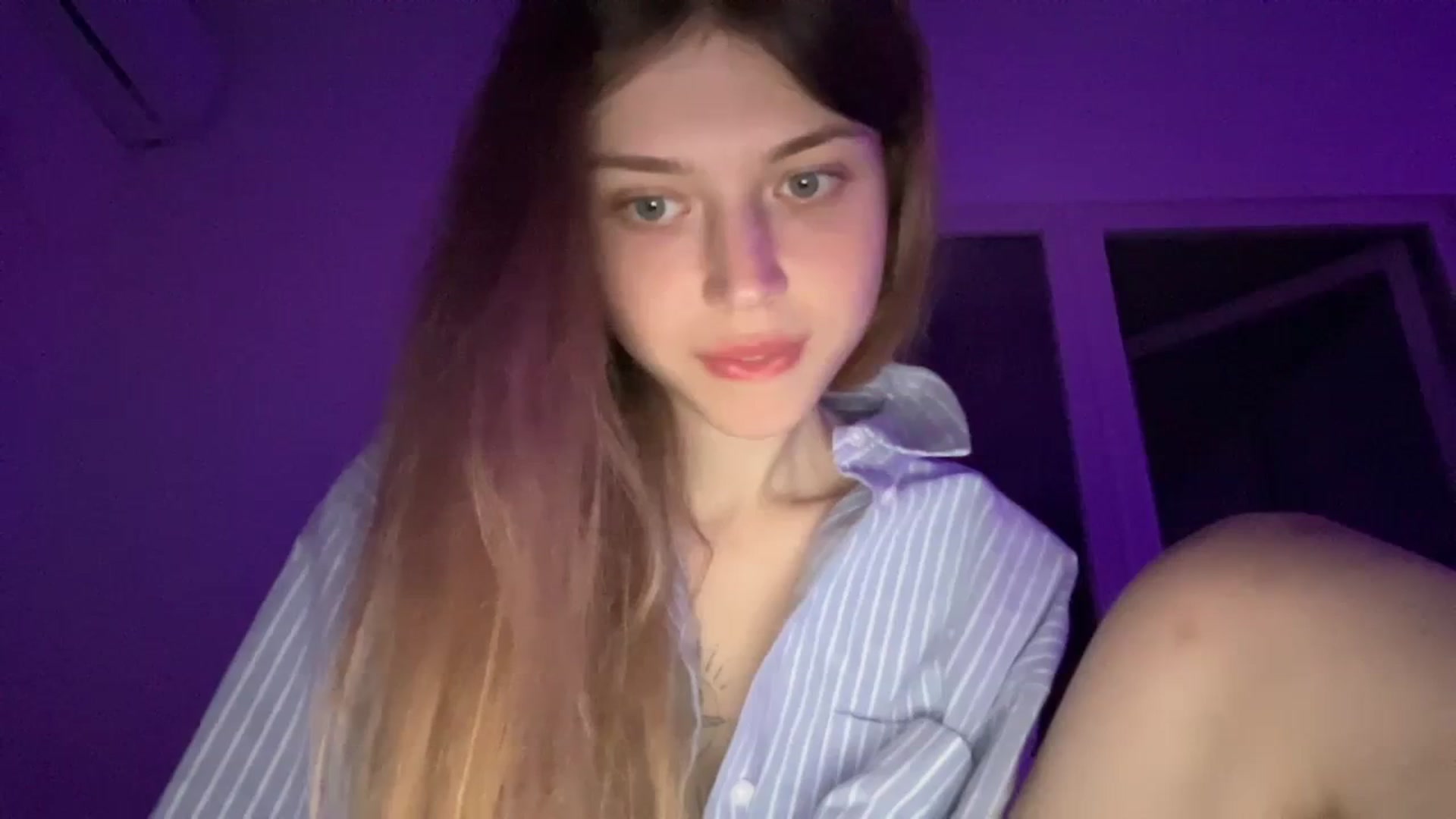 Gallery image thumbnail from Coconut_dream's myfreecams stream on, 09/23/2023, 21:12 image 8 of 20