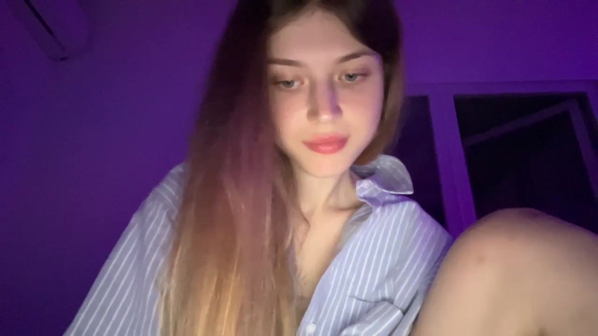 Gallery image thumbnail from Coconut_dream's myfreecams stream on, 09/23/2023, 21:12 image 9 of 20