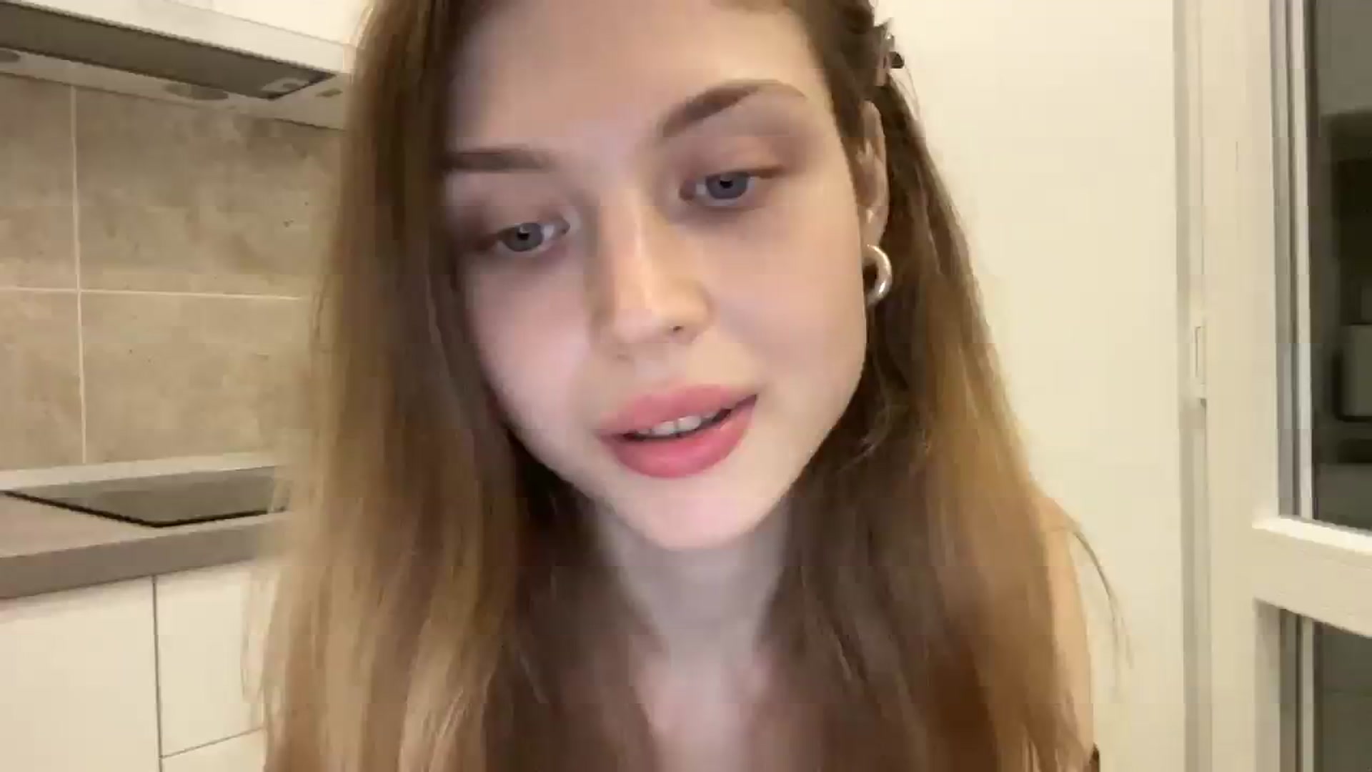 Gallery image thumbnail from Coconut_dream's myfreecams stream on, 09/24/2023, 19:27 image 11 of 20