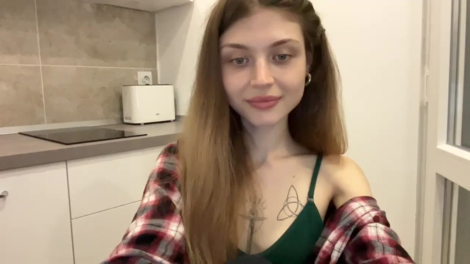 Gallery image thumbnail from Coconut_dream's myfreecams stream on, 09/24/2023, 19:27 image 7 of 20