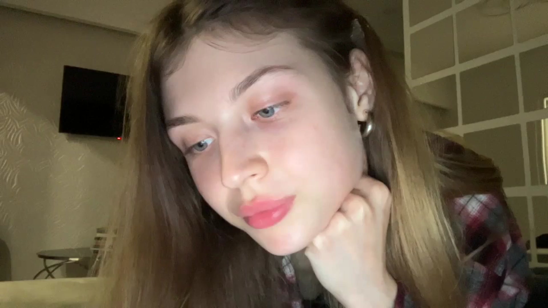 Gallery image thumbnail from Coconut_dream's myfreecams stream on, 09/24/2023, 19:27 image 19 of 20