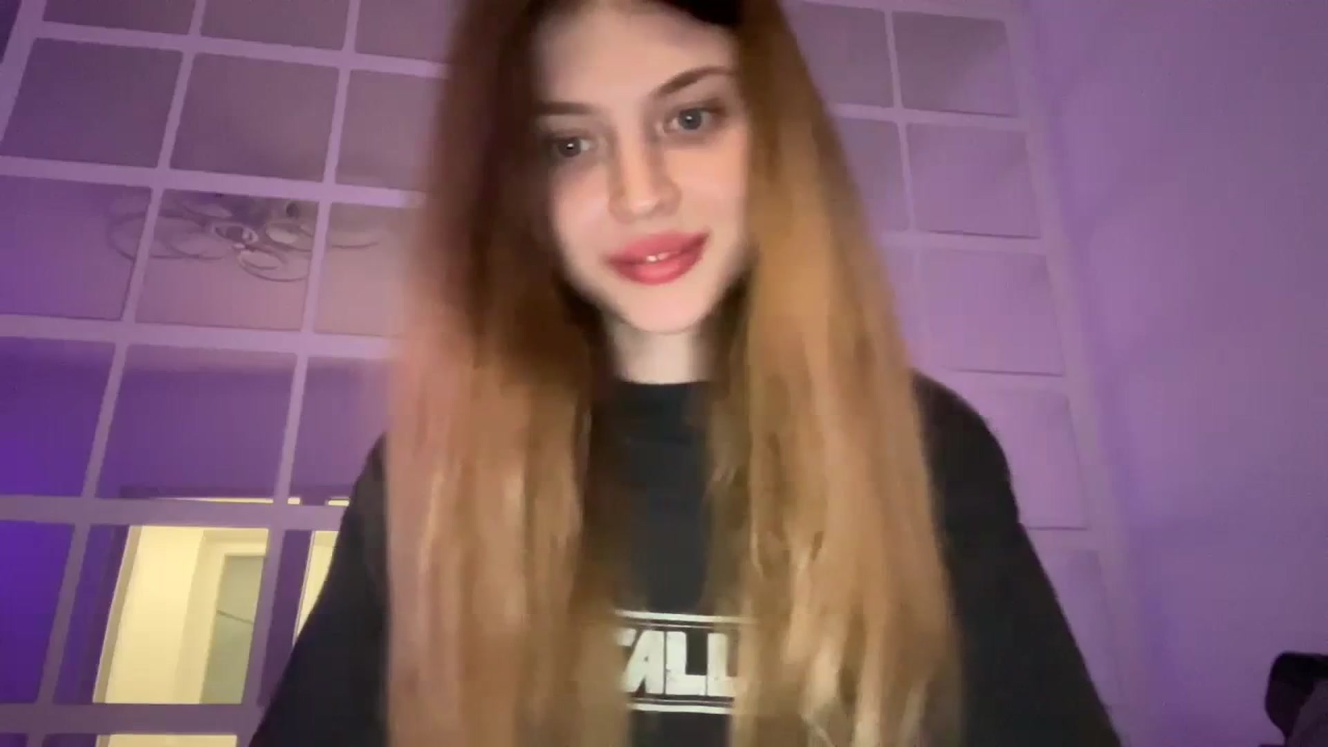 Gallery image thumbnail from Coconut_dream's myfreecams stream on, 09/25/2023, 18:17 image 10 of 20