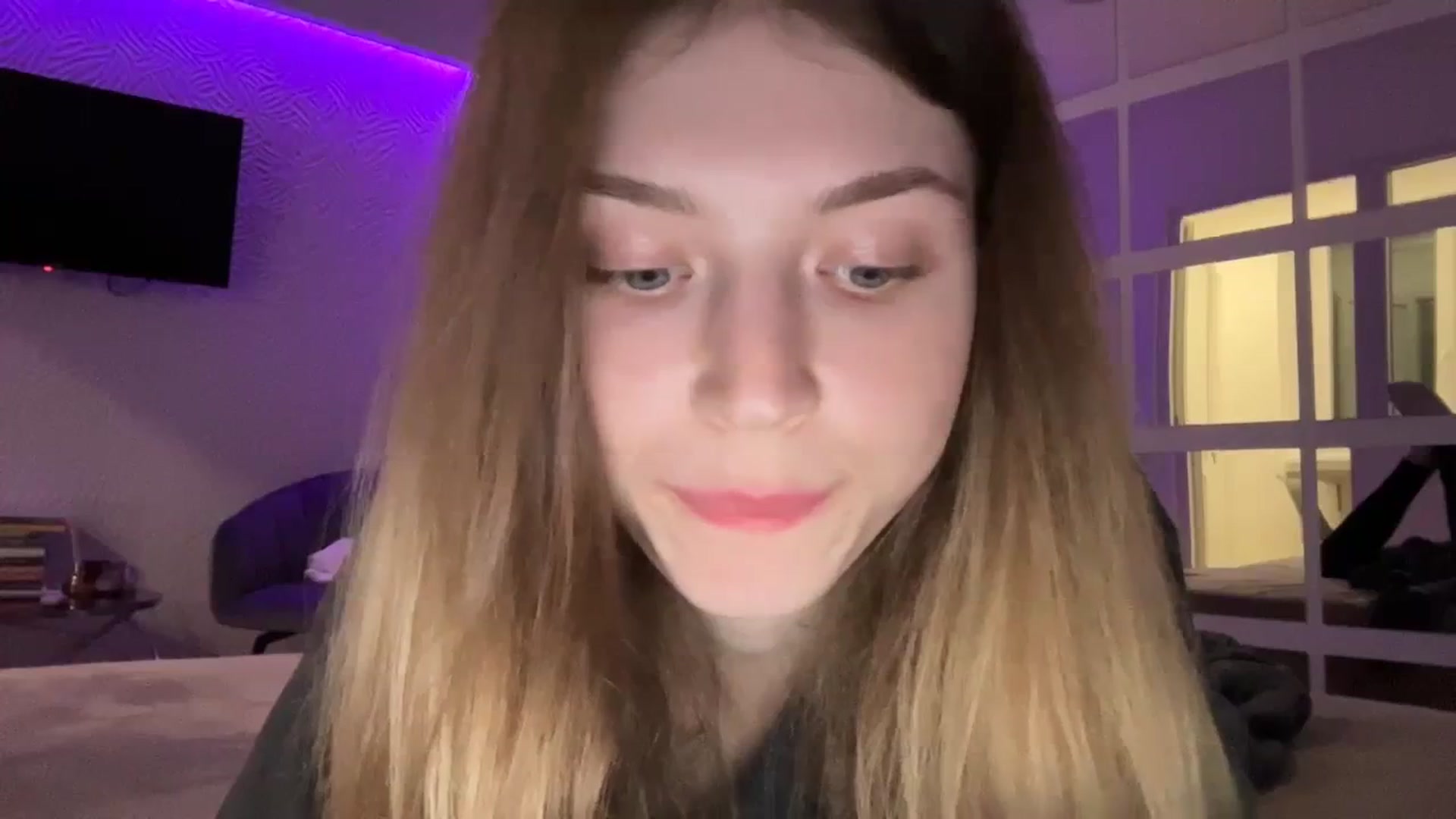 Gallery image thumbnail from Coconut_dream's myfreecams stream on, 09/25/2023, 18:17 image 19 of 20