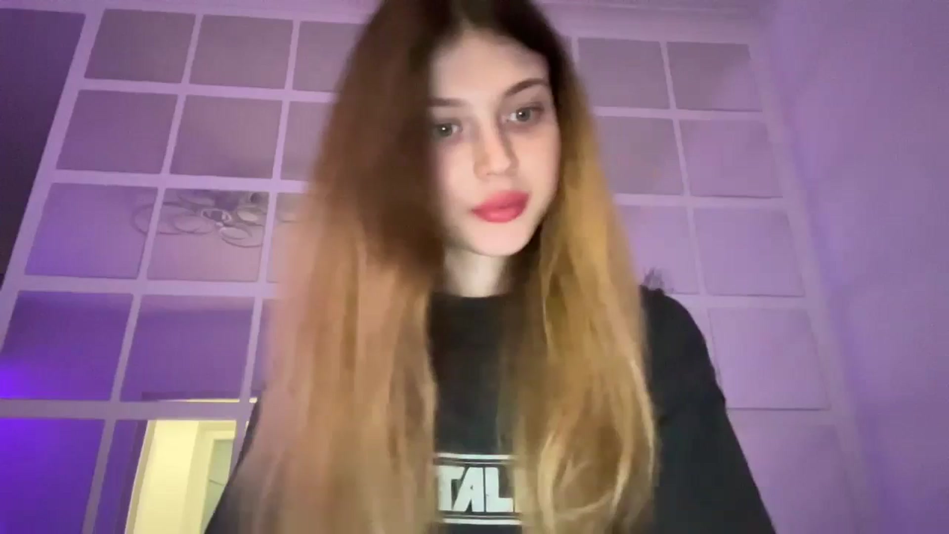 Gallery image thumbnail from Coconut_dream's myfreecams stream on, 09/25/2023, 18:17 image 1 of 20